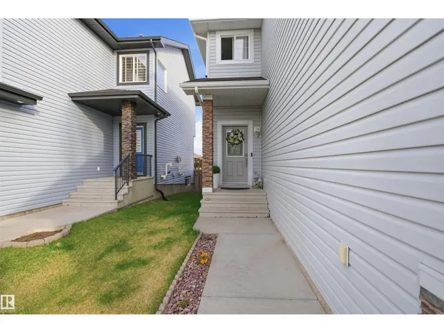 NW - 1453 HAYS WY, Edmonton 3
