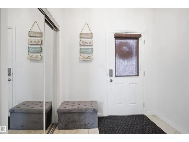 NW - 1453 HAYS WY, Edmonton 4