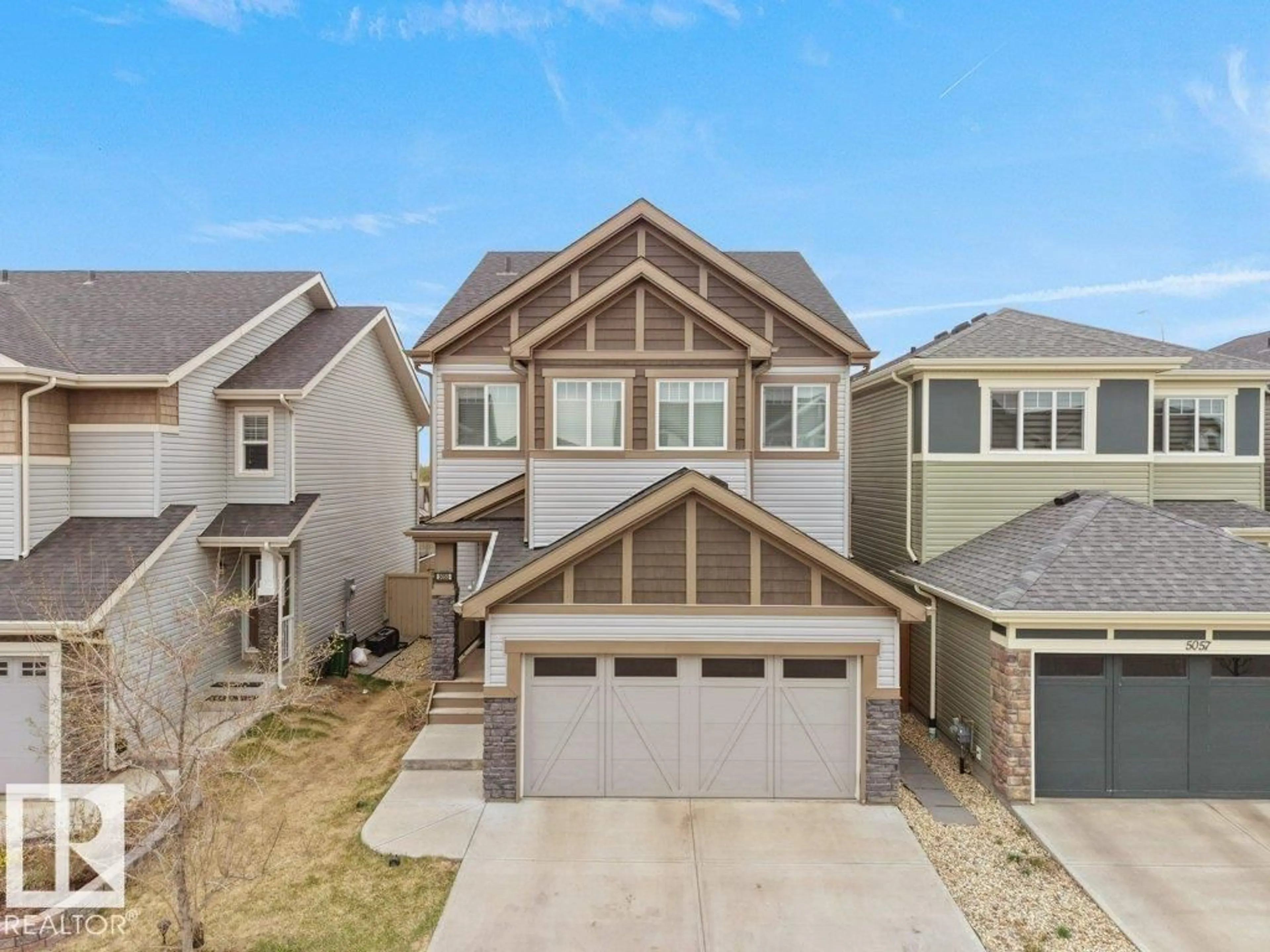 A pic from outside/outdoor area/front of a property/back of a property/a pic from drone, street for 5055 ANDISON CL, Edmonton Alberta T6W3T4