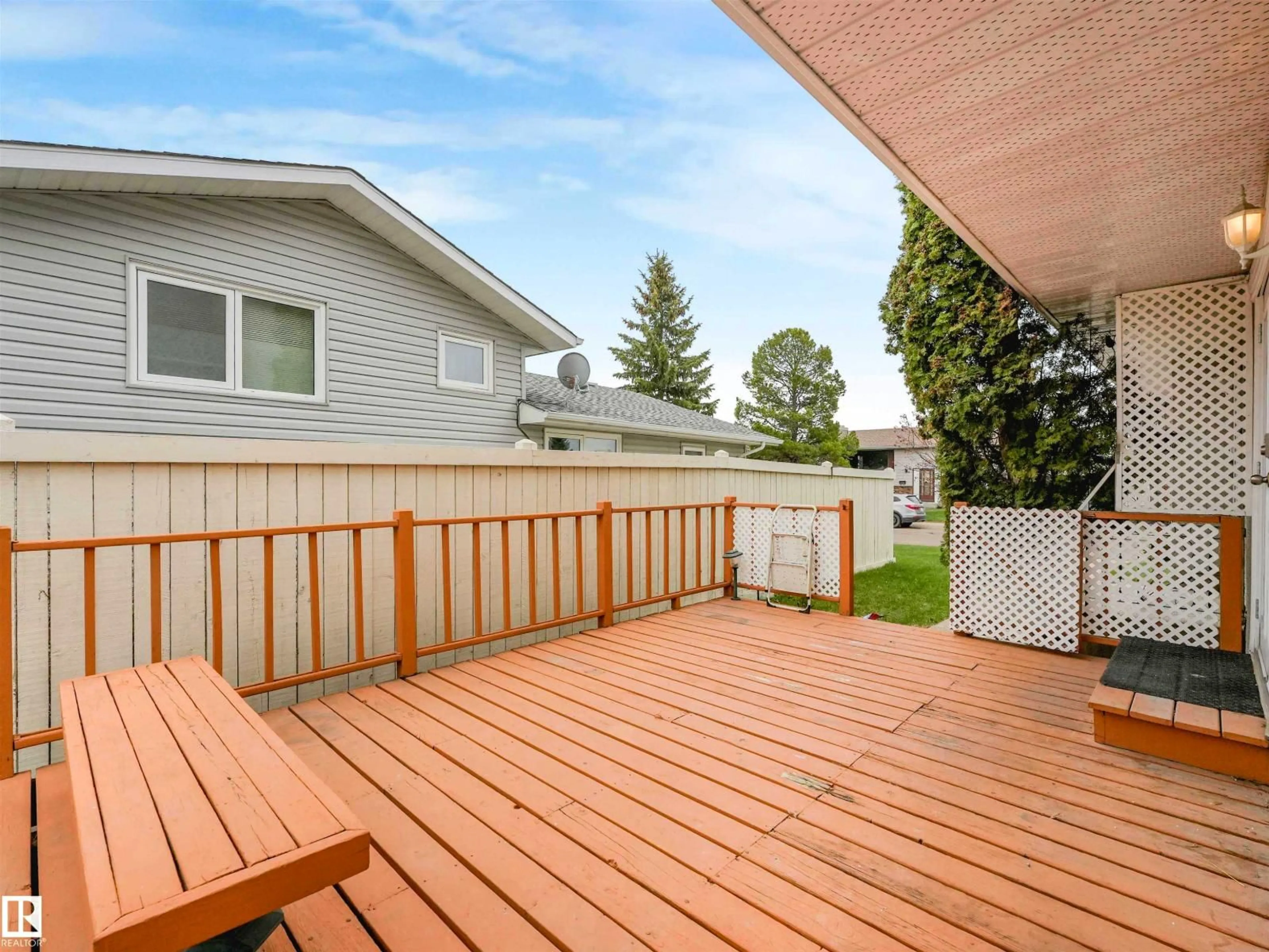 Patio, unknown for 11432 144 AV, Edmonton Alberta T5X1L8