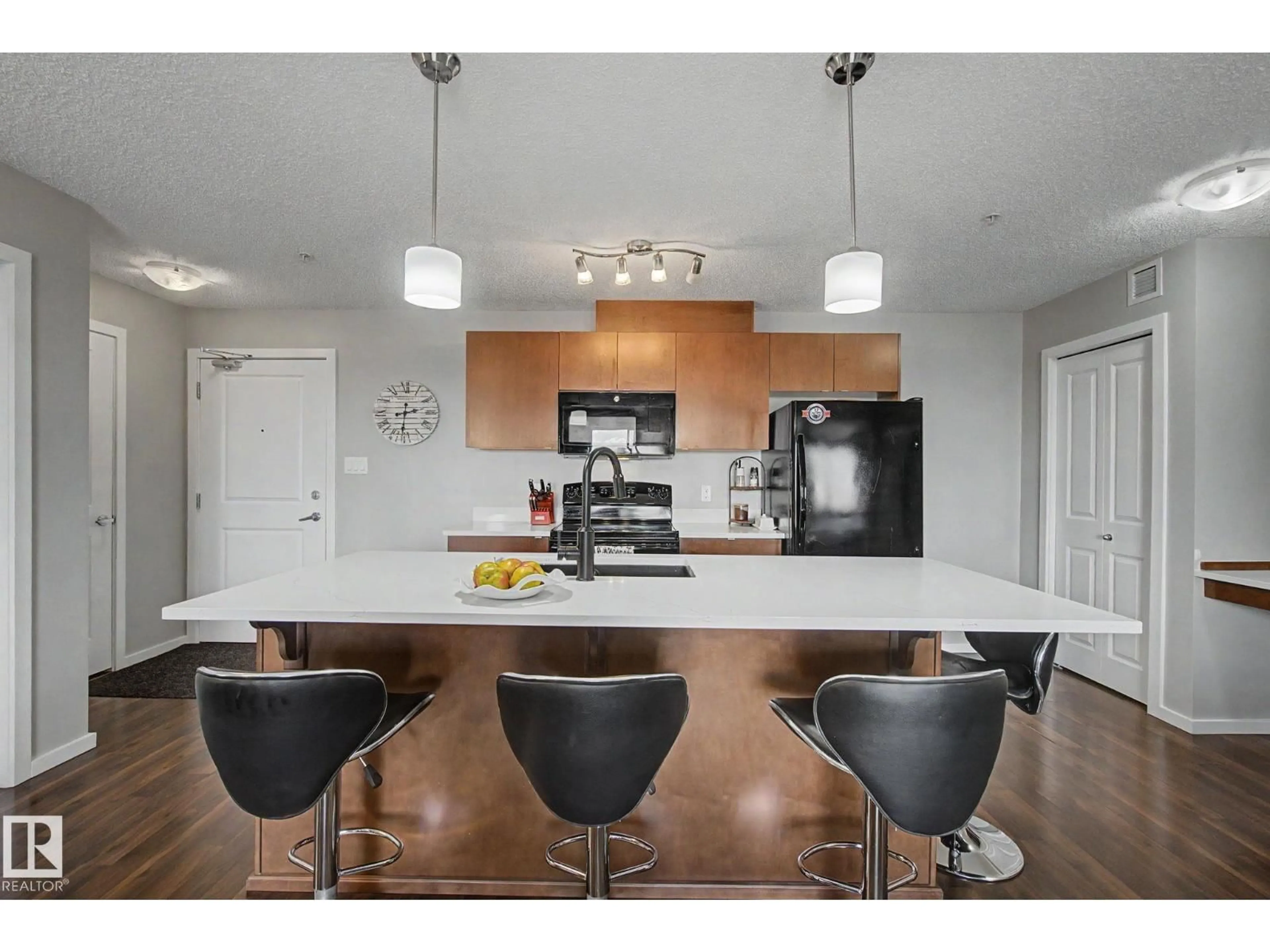 Open concept kitchen, unknown for 504 - 334 ALBANY WY, Edmonton Alberta T6V0L2