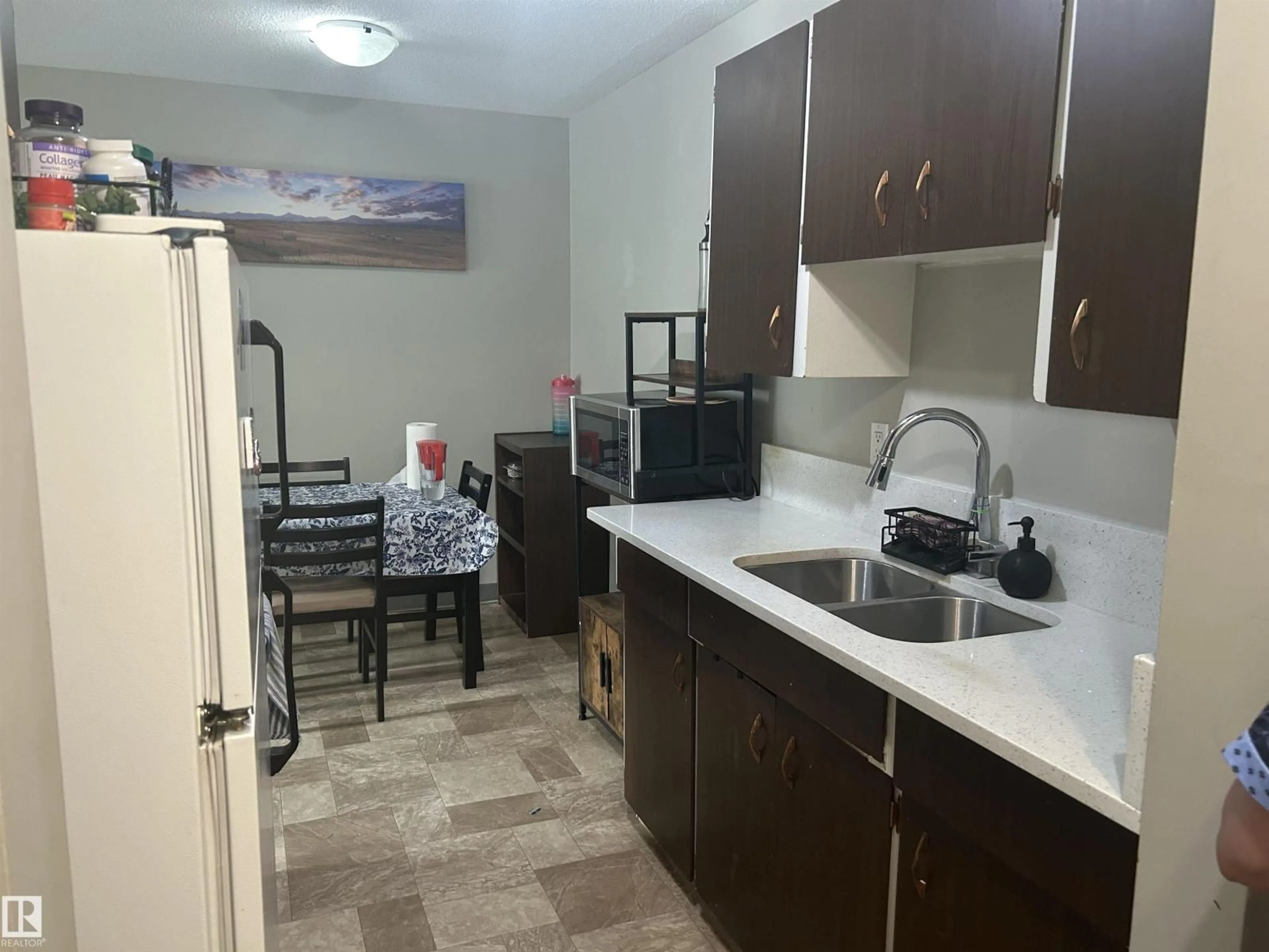 Unknown for #204 - 10811 115 ST, Edmonton Alberta T5H3L2
