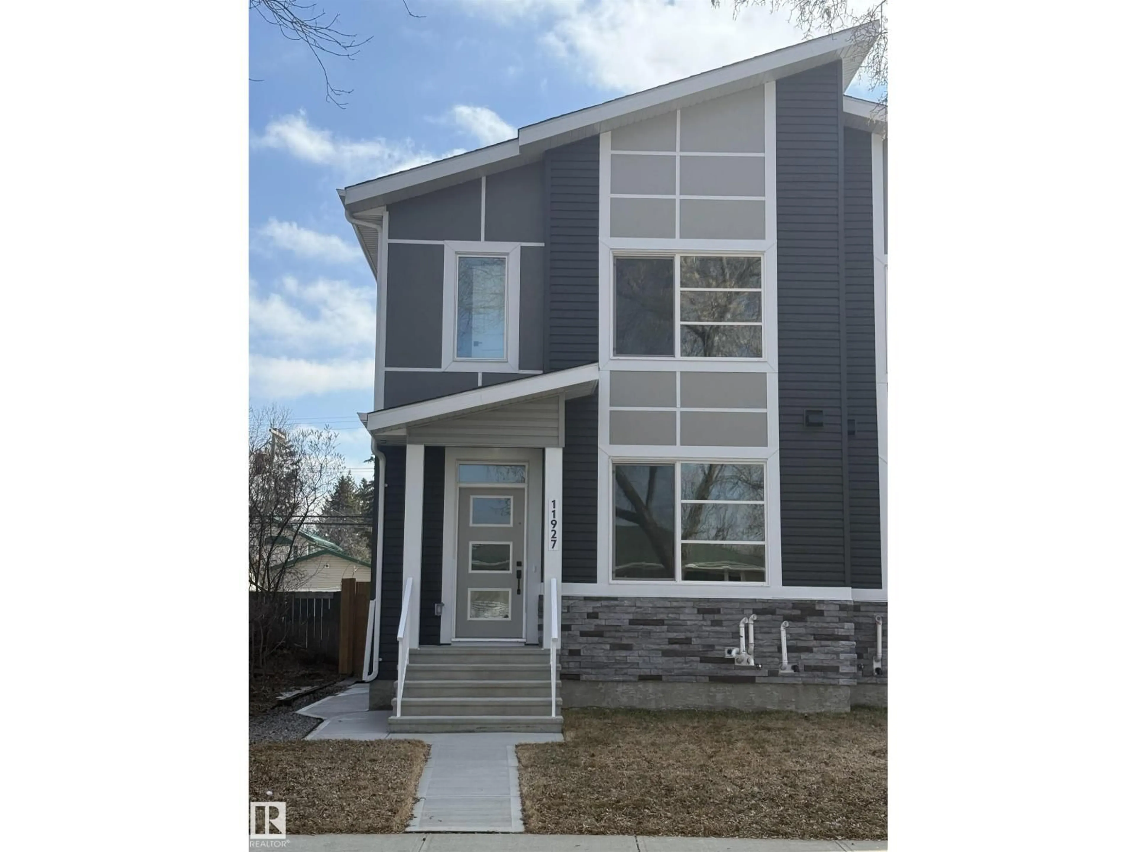 Home with vinyl exterior material, street for NW - 11927 123 ST, Edmonton Alberta T5L0G9