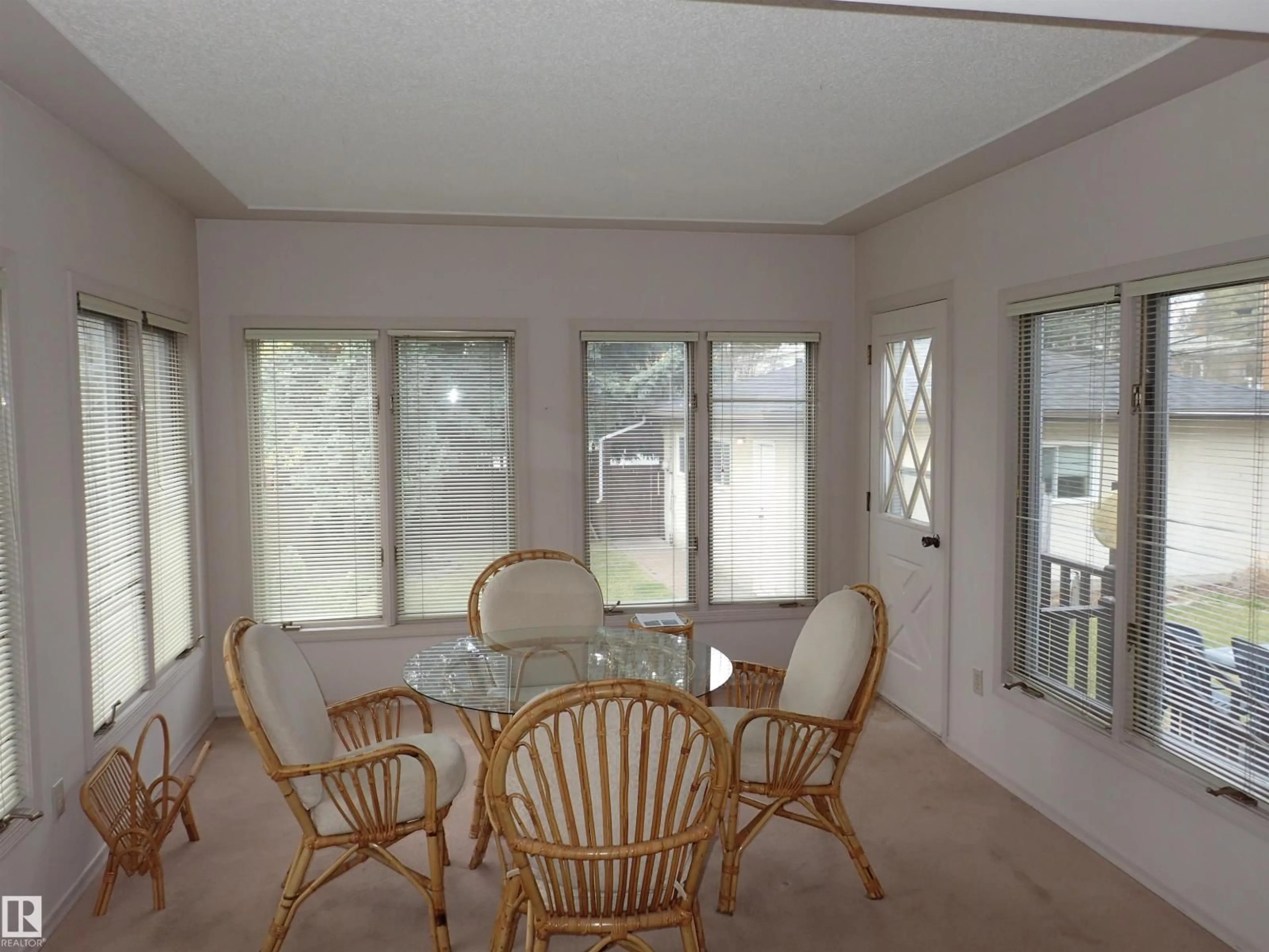 Dining room, unknown for NW - 9126 117 ST, Edmonton Alberta T6G1R9