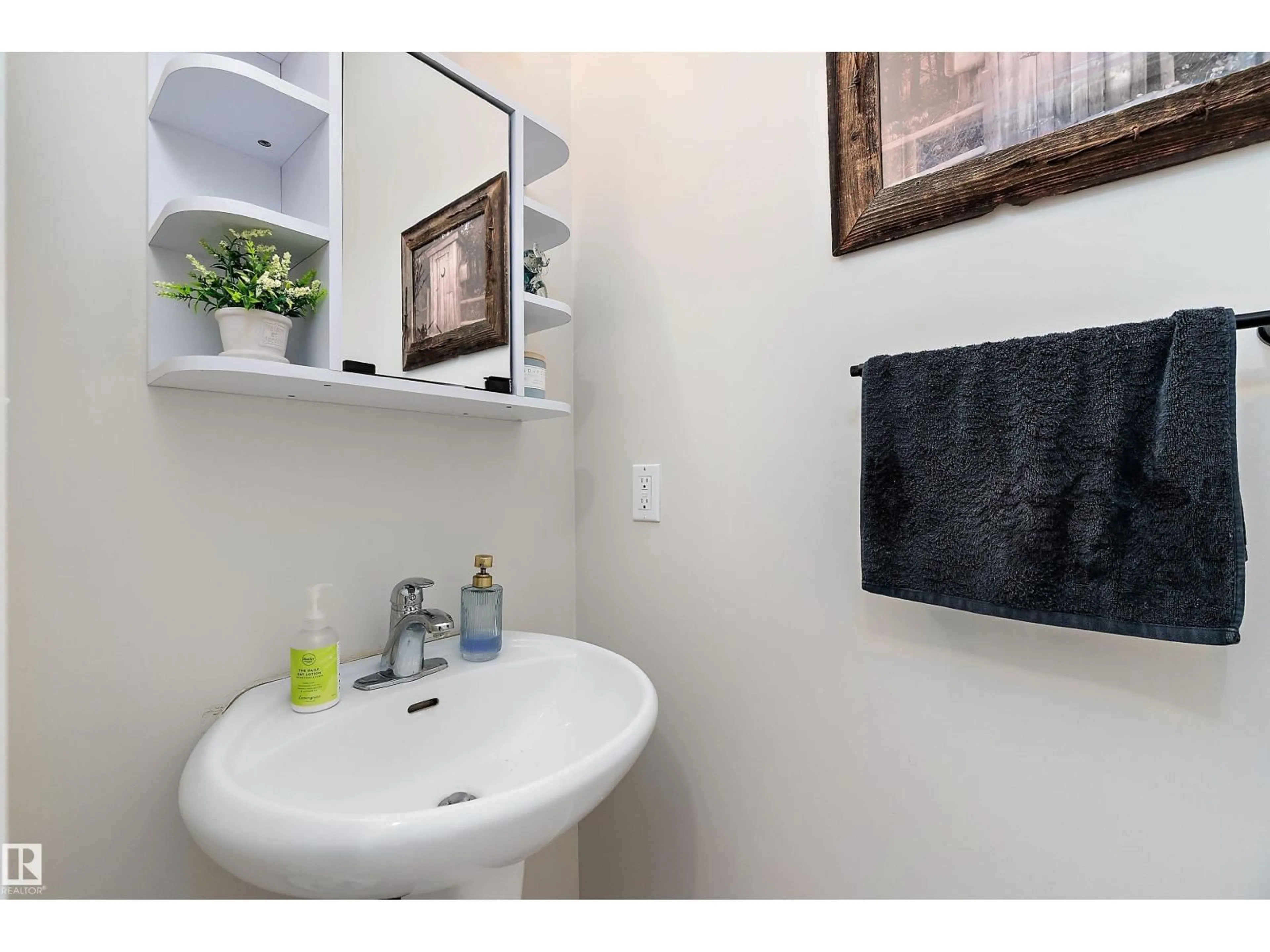 Unknown for 5335 42 ST, Wetaskiwin Alberta T9A0M8