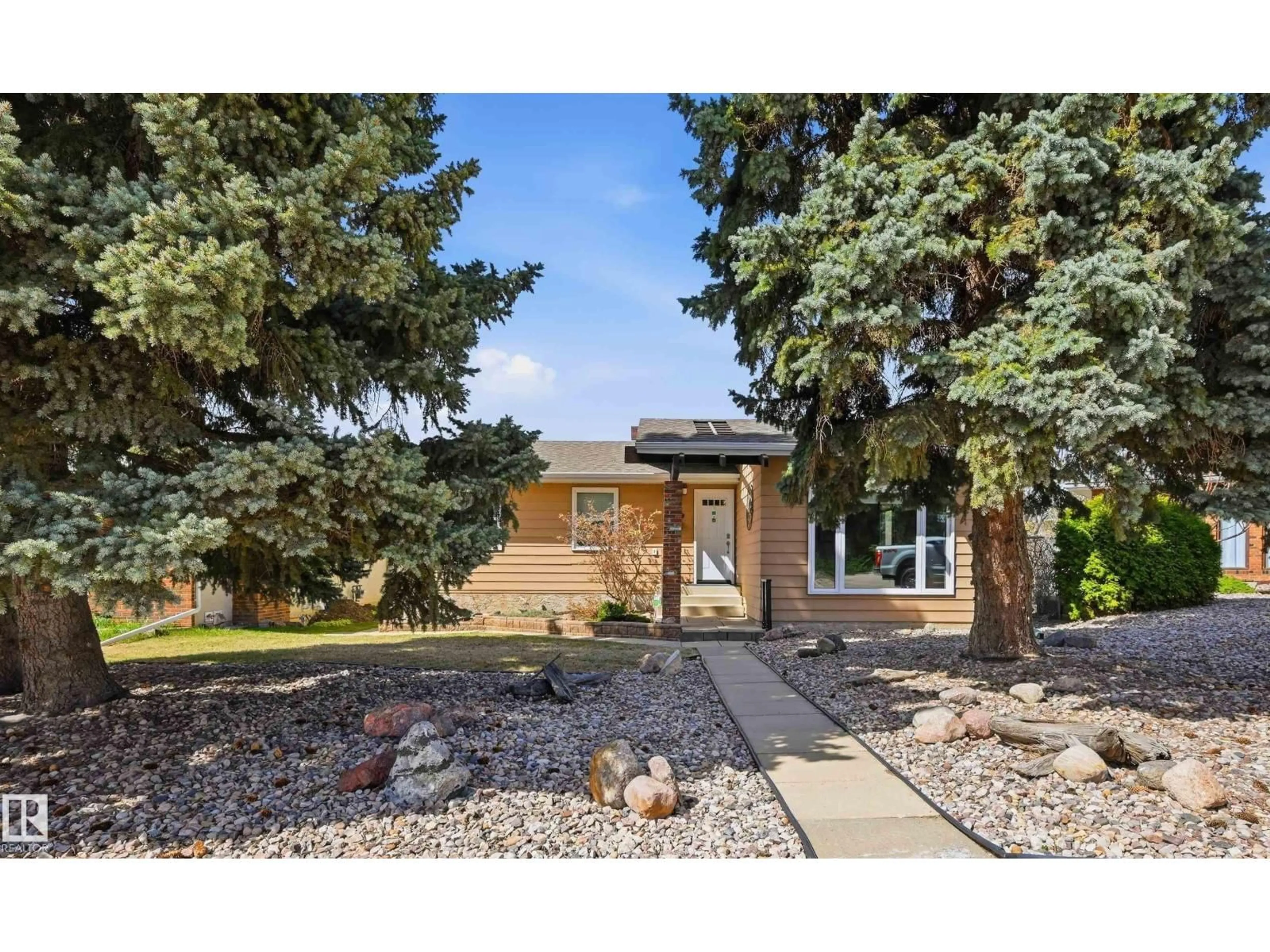 Unknown for 692 LEE RIDGE RD, Edmonton Alberta T6K0P2