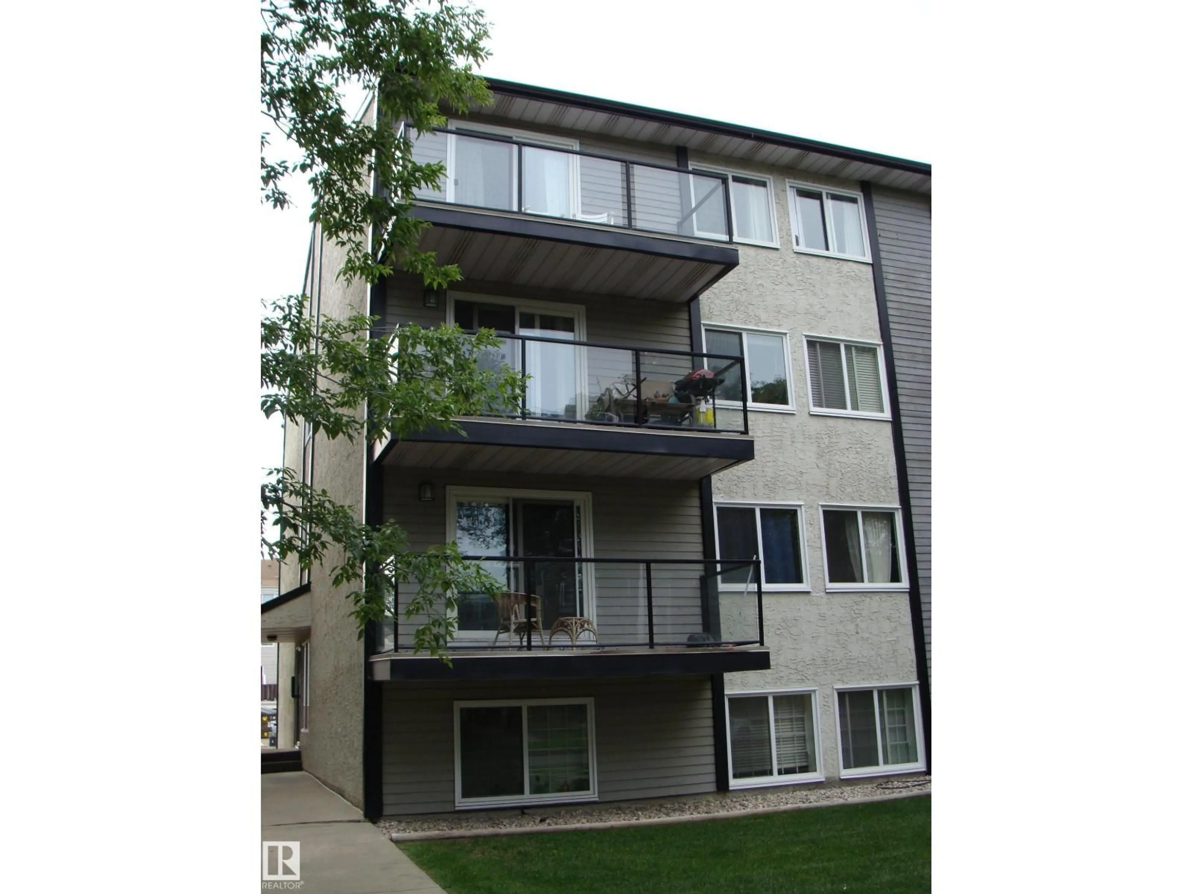 Unknown for #401 - 10326 117 ST, Edmonton Alberta T5K1X8