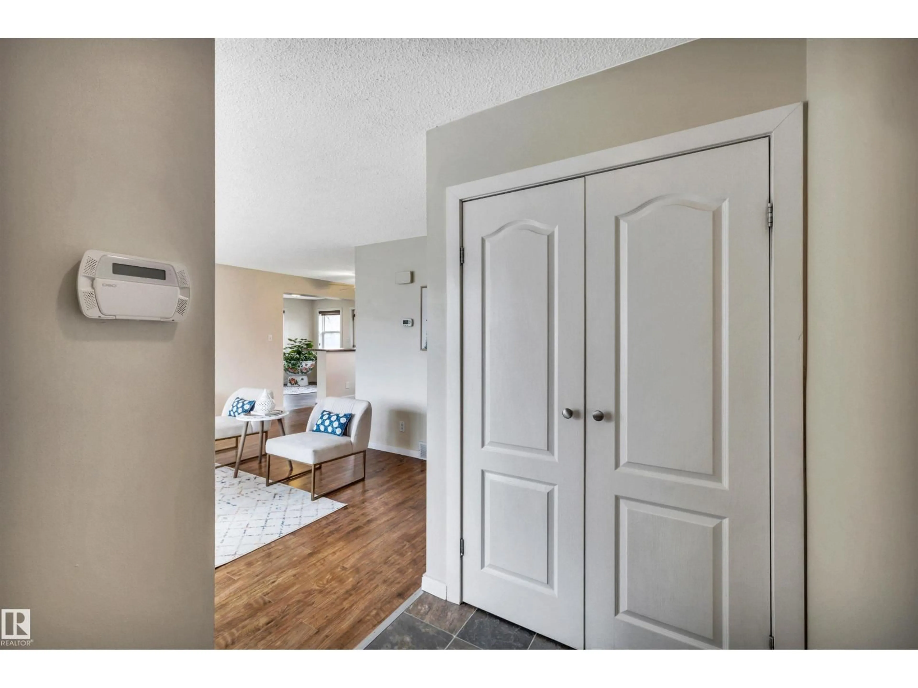 Unknown for 96 ARLINGTON DR, St. Albert Alberta T8N3A8