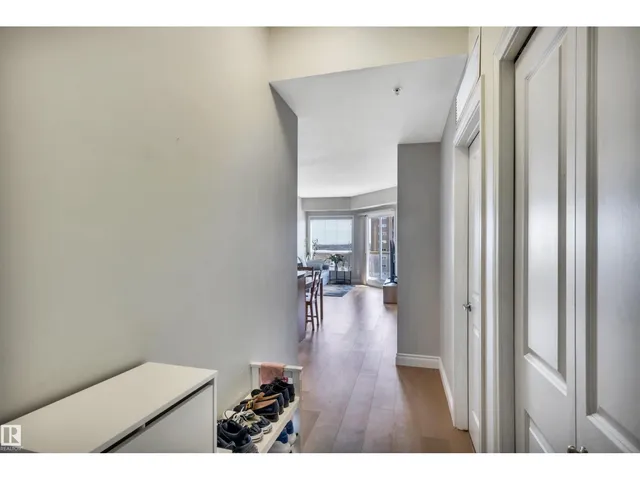 902 9819 104 ST NW, Edmonton 2