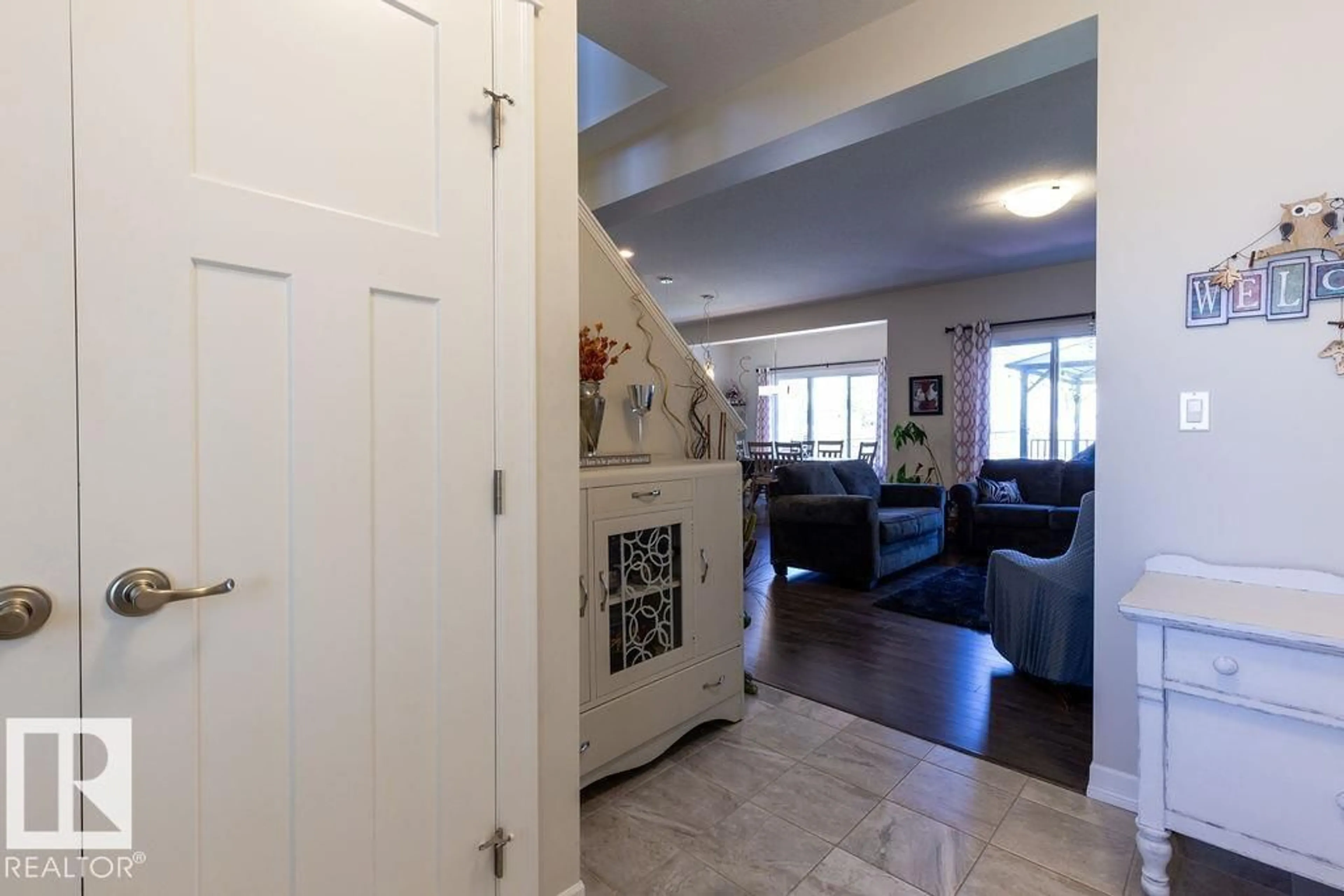 Unknown for 14207 138 ST NW, Edmonton Alberta T6V0L6