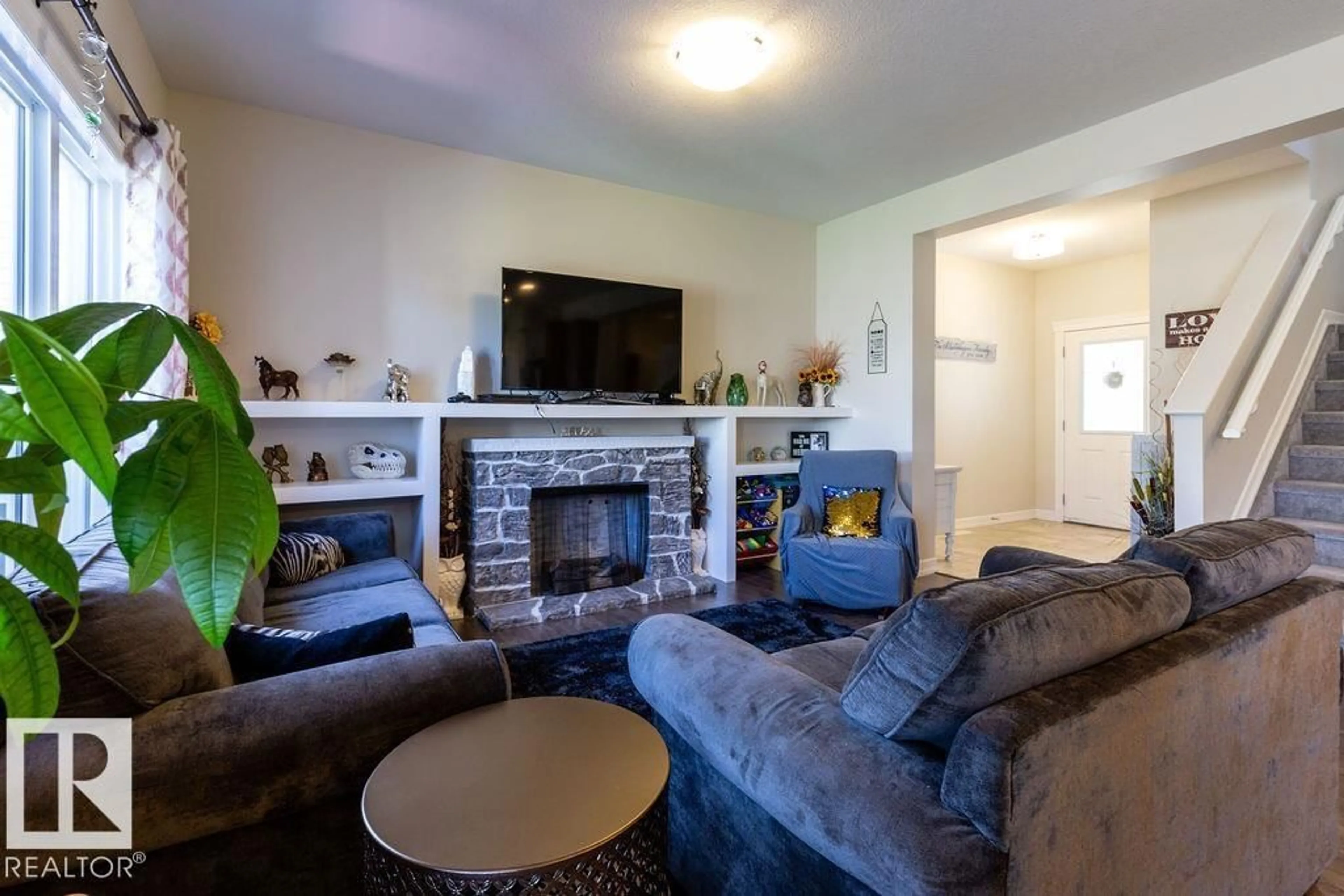 Unknown for 14207 138 ST NW, Edmonton Alberta T6V0L6