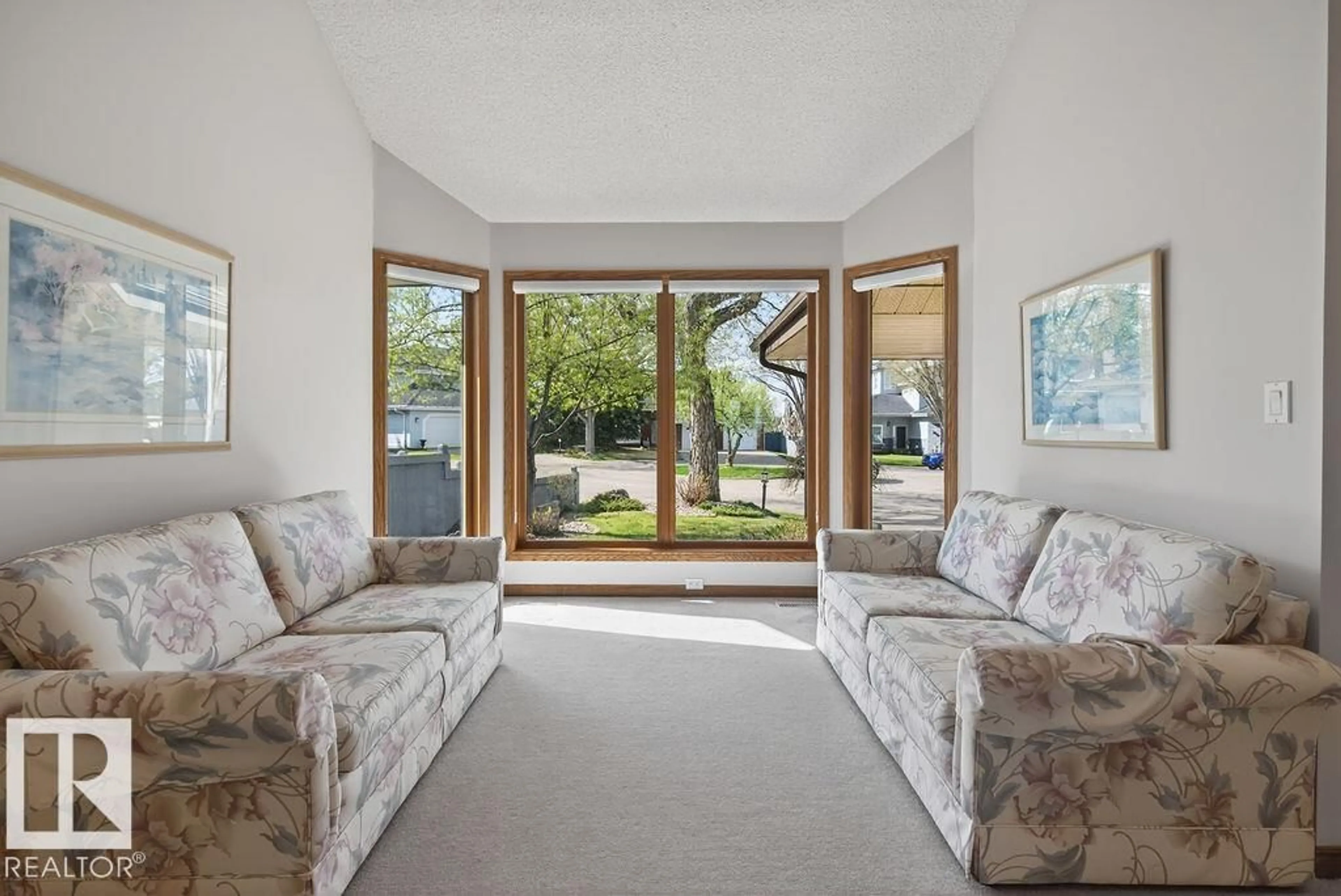 Unknown for 328 O'CONNOR CL, Edmonton Alberta T6R1L6
