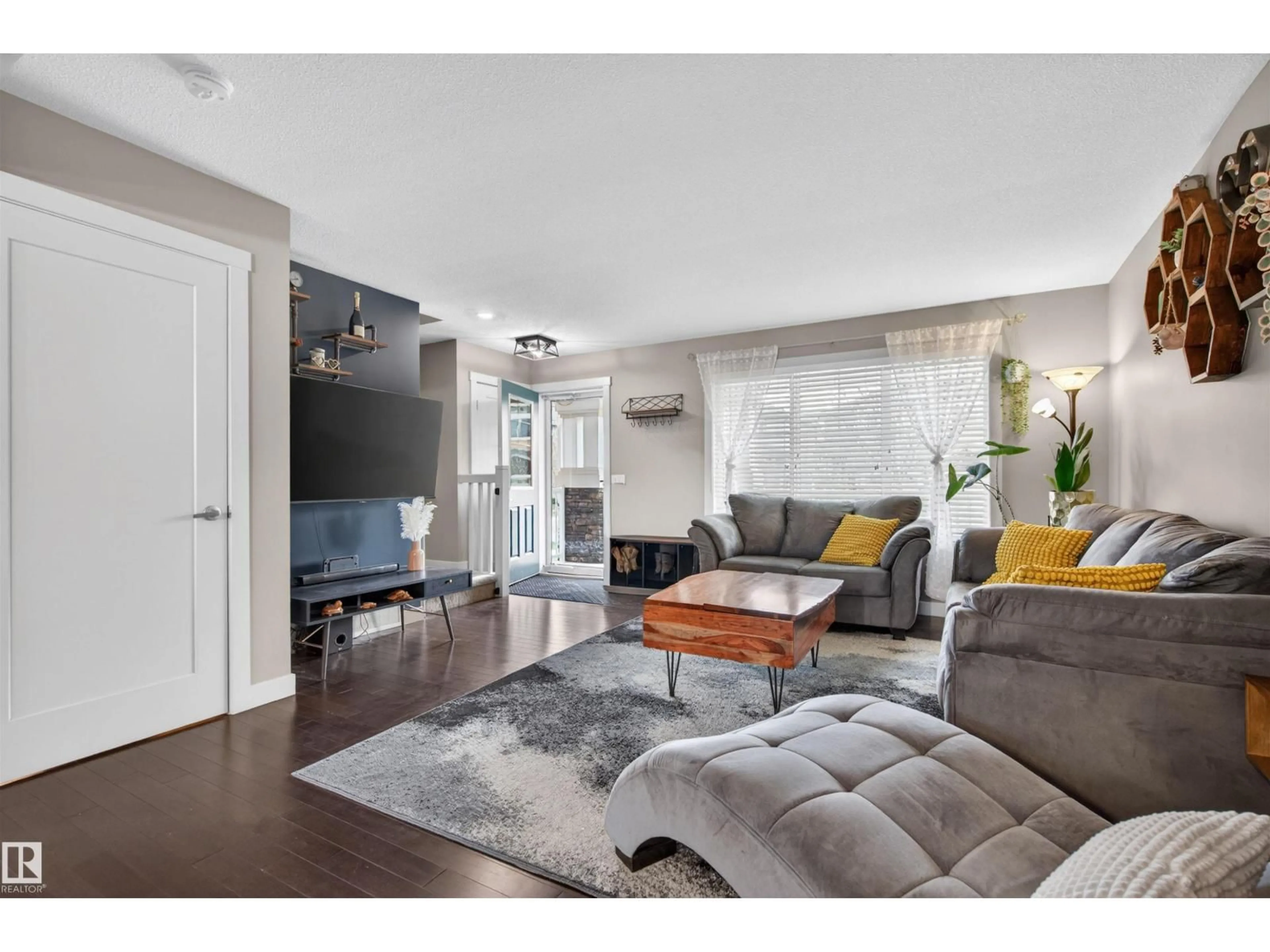 Unknown for SW - 1013 162 ST, Edmonton Alberta T6W2G9