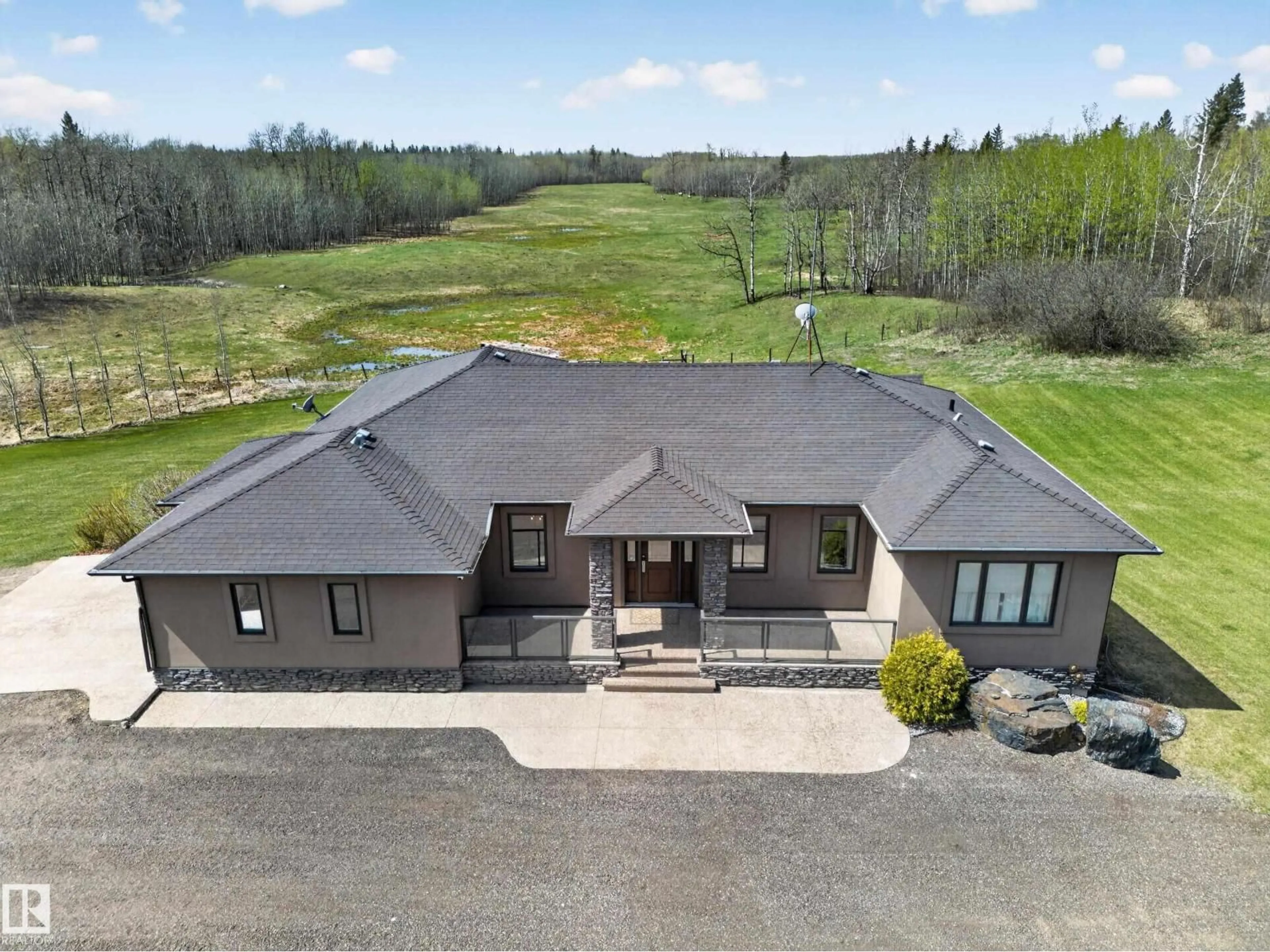 Unknown for 52138 RGE ROAD 215, Rural Strathcona County Alberta T8E1B3