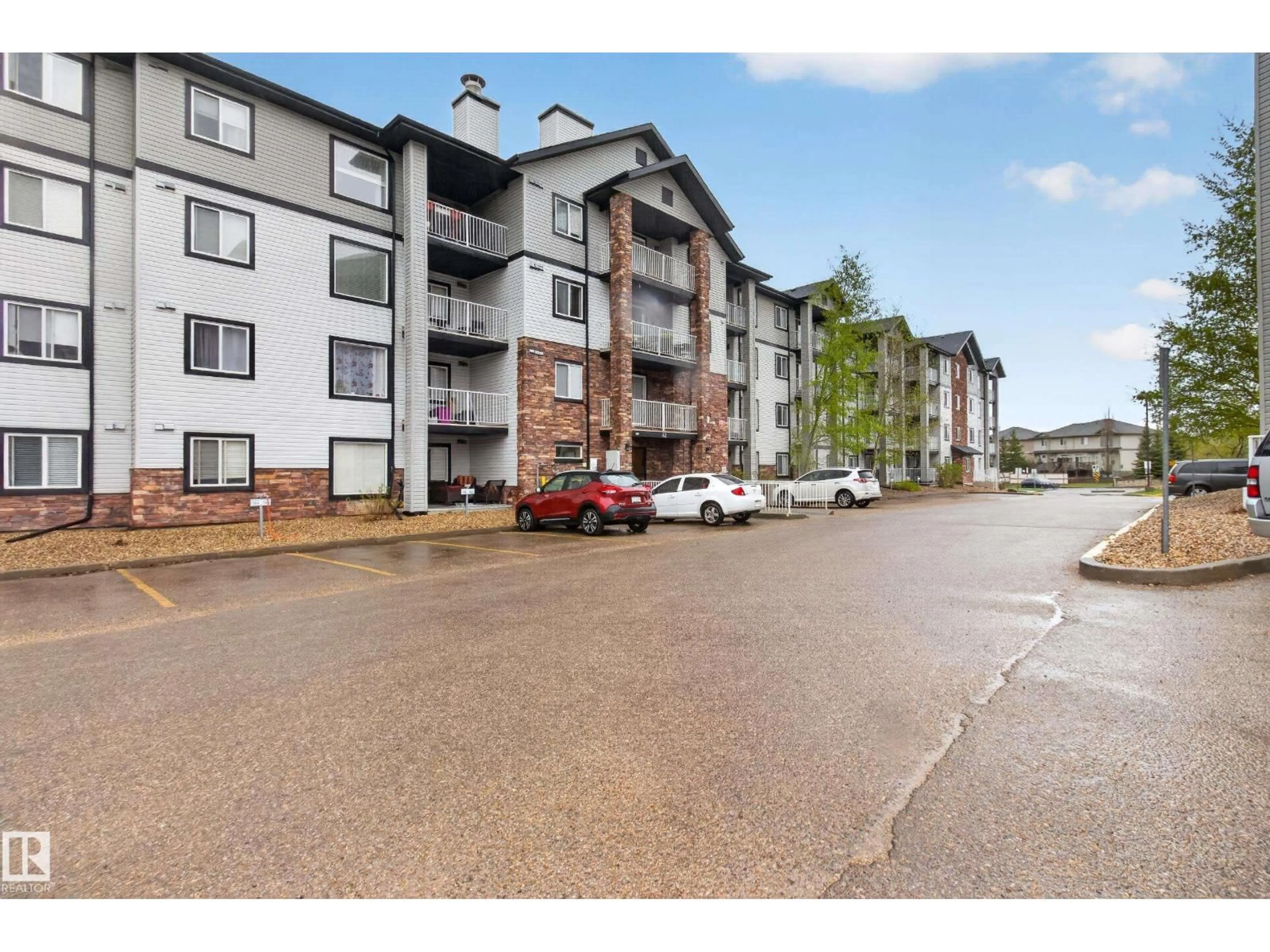 Unknown for 322 SUMMERWOOD BV, Sherwood Park Alberta T8H0C3