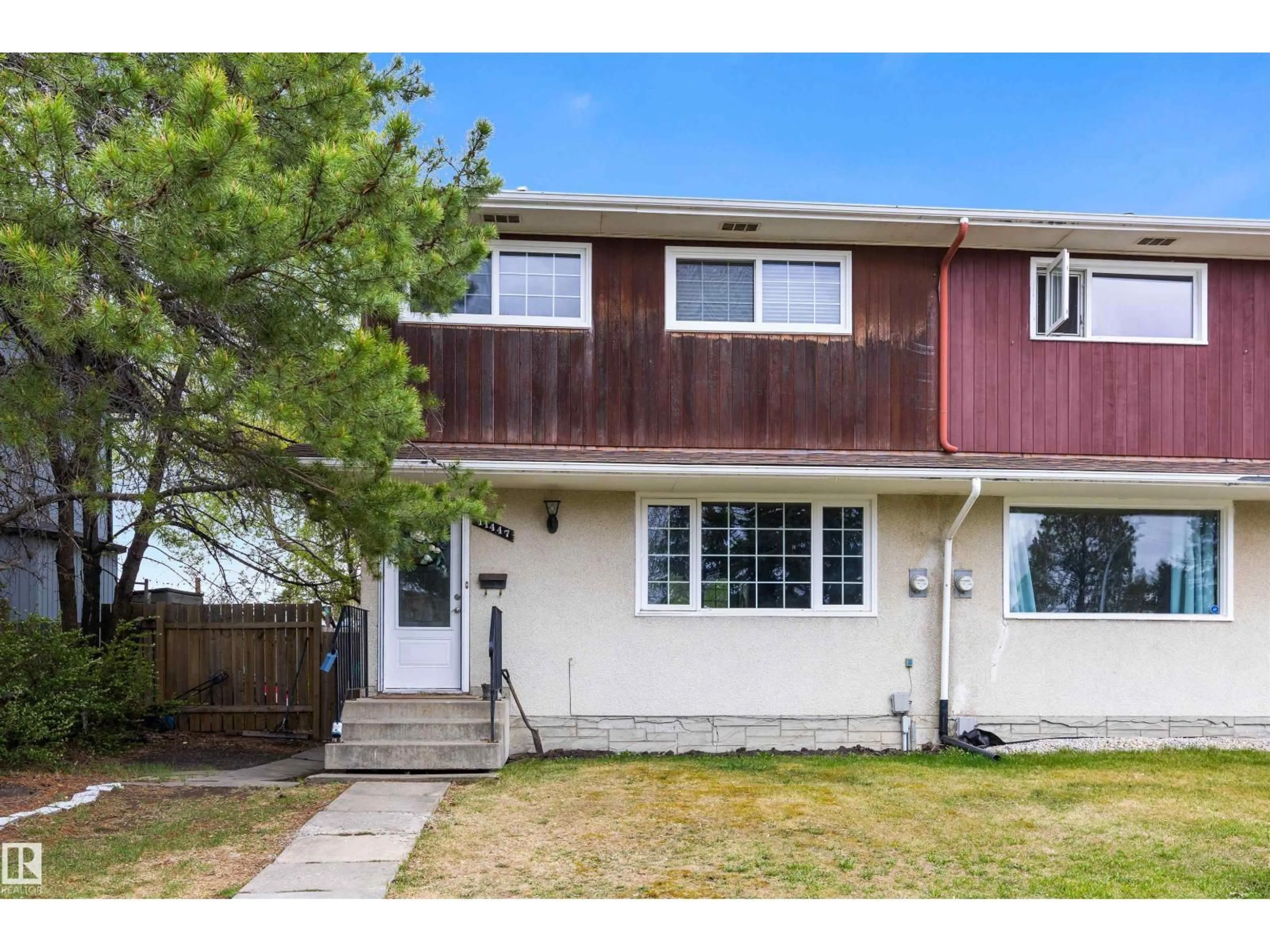 Unknown for 11447 39 AV, Edmonton Alberta T6J0M5