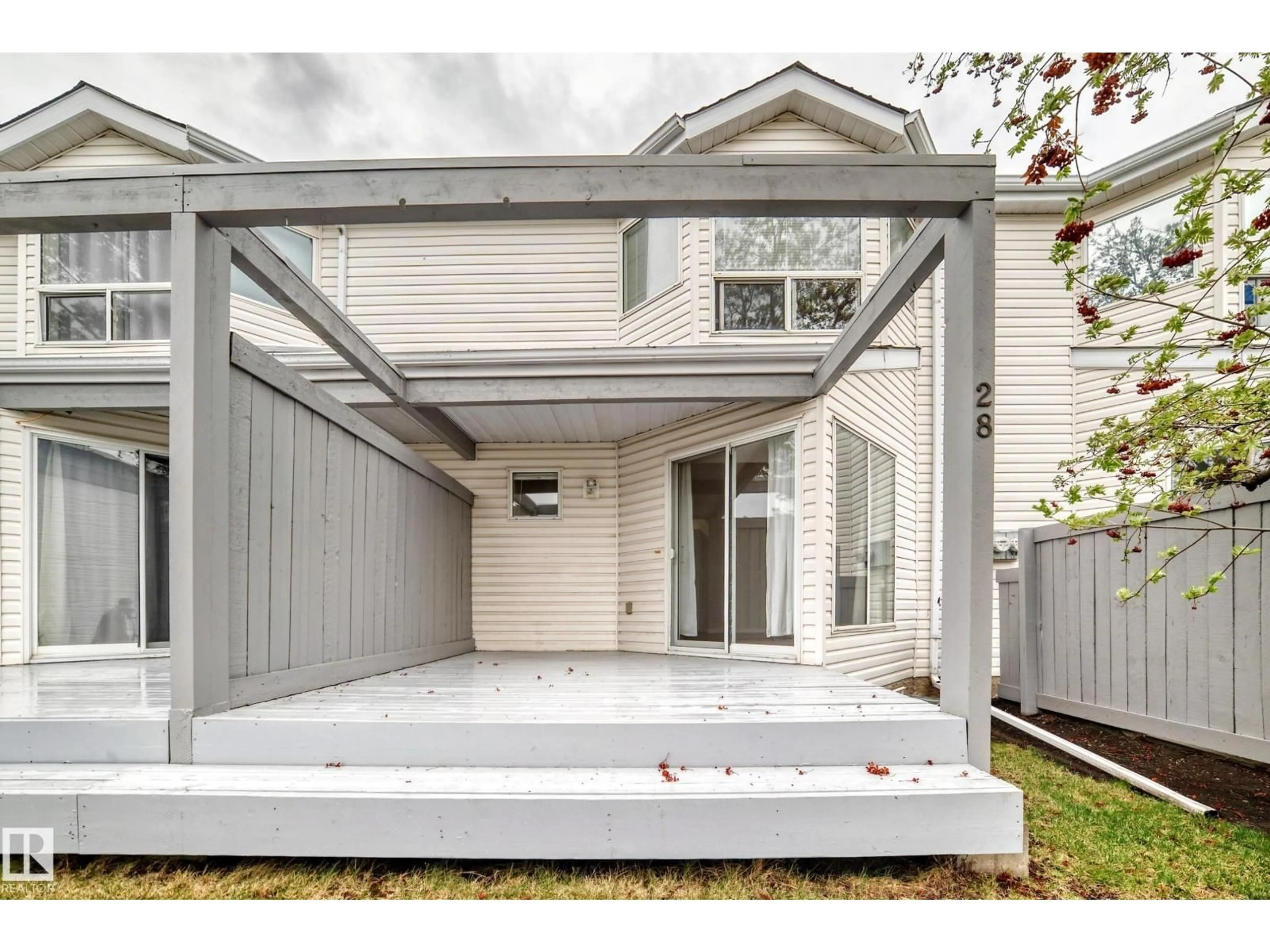Unknown for 603 - 28 YOUVILLE DR E NW, Edmonton Alberta T6L6V8