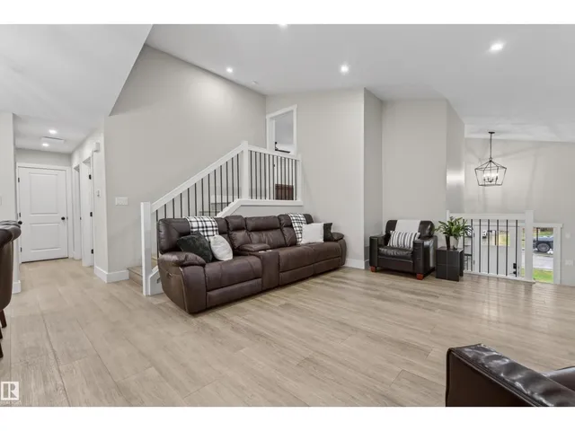 309 WATERTON WY, Cold Lake 5