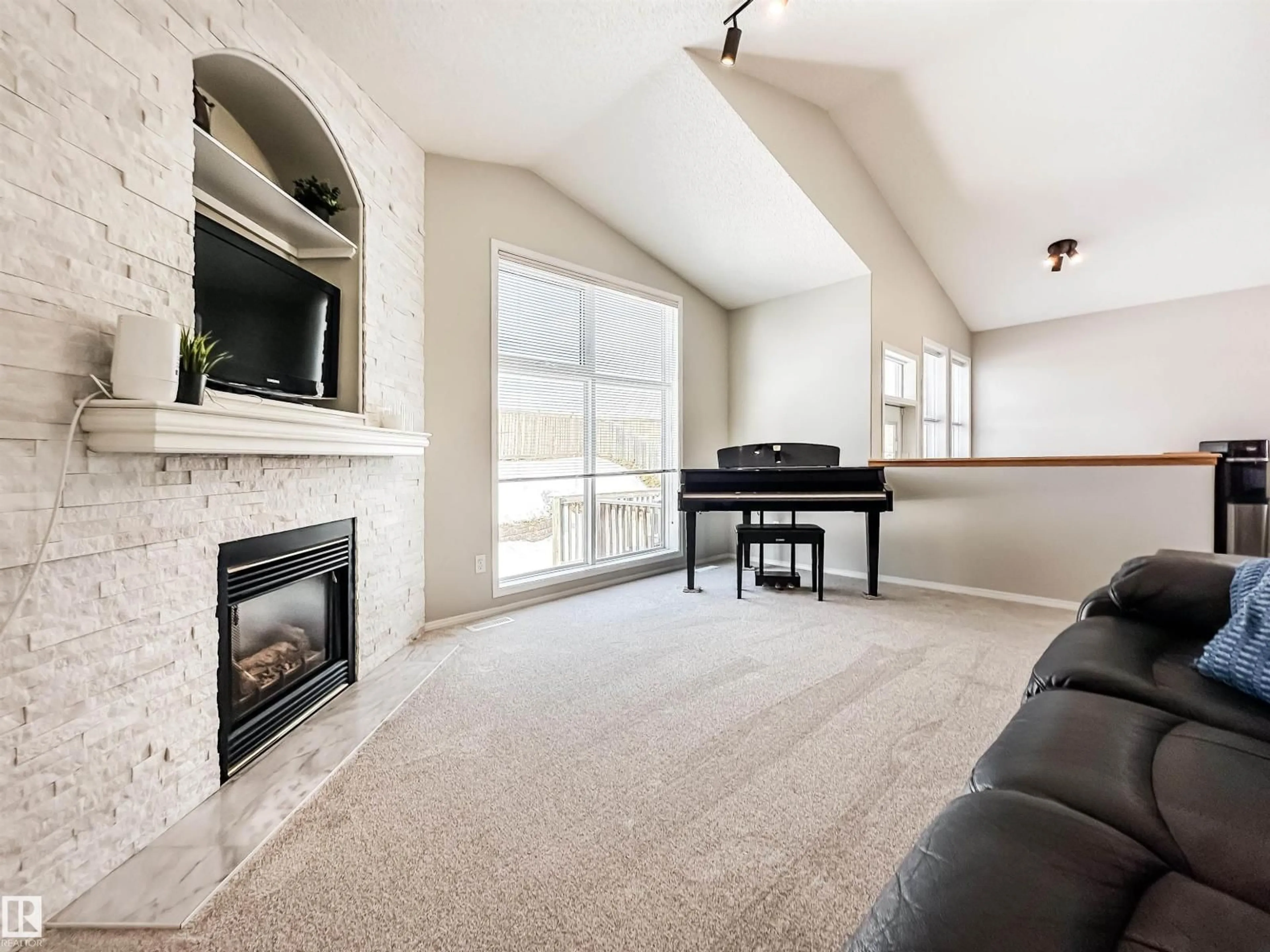 Unknown for NW - 13036 139 ST, Edmonton Alberta T5L5B8