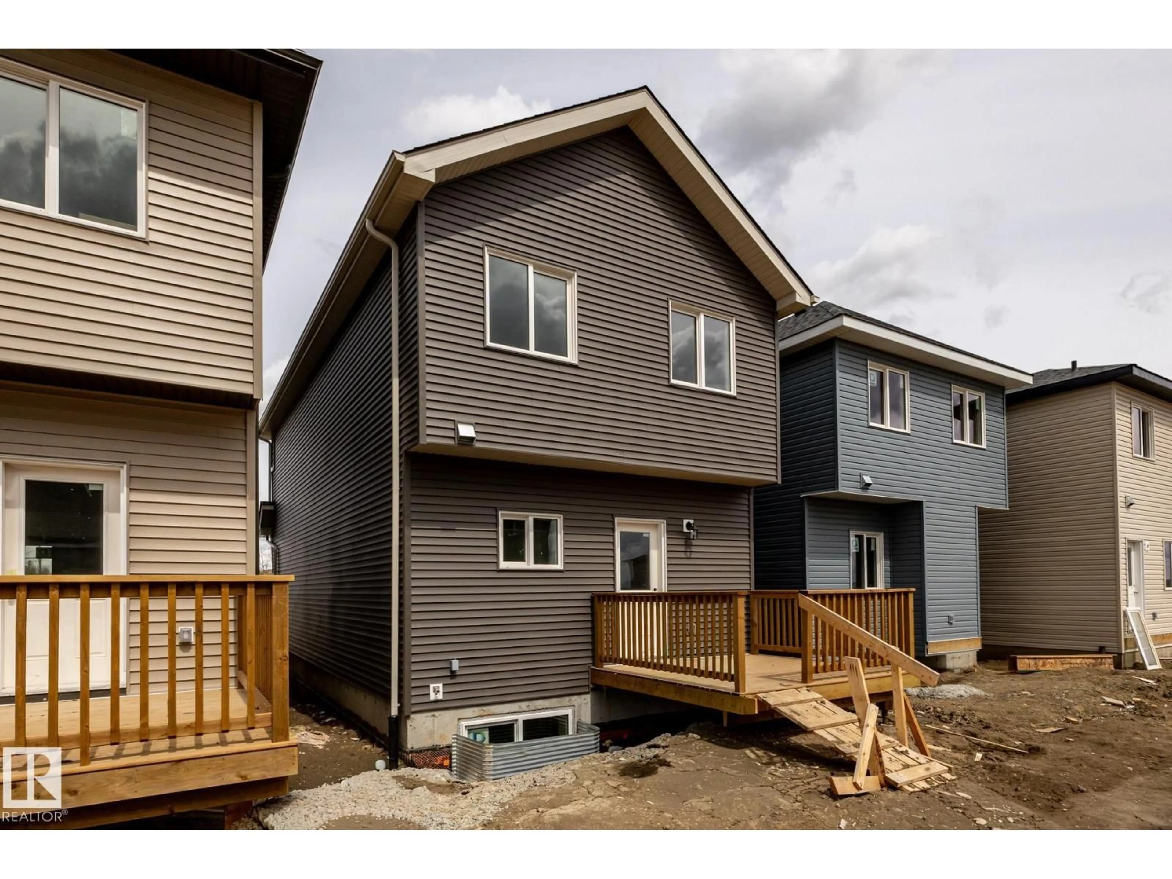 Unknown for NE - 211 157 AV, Edmonton Alberta T5Y6K8
