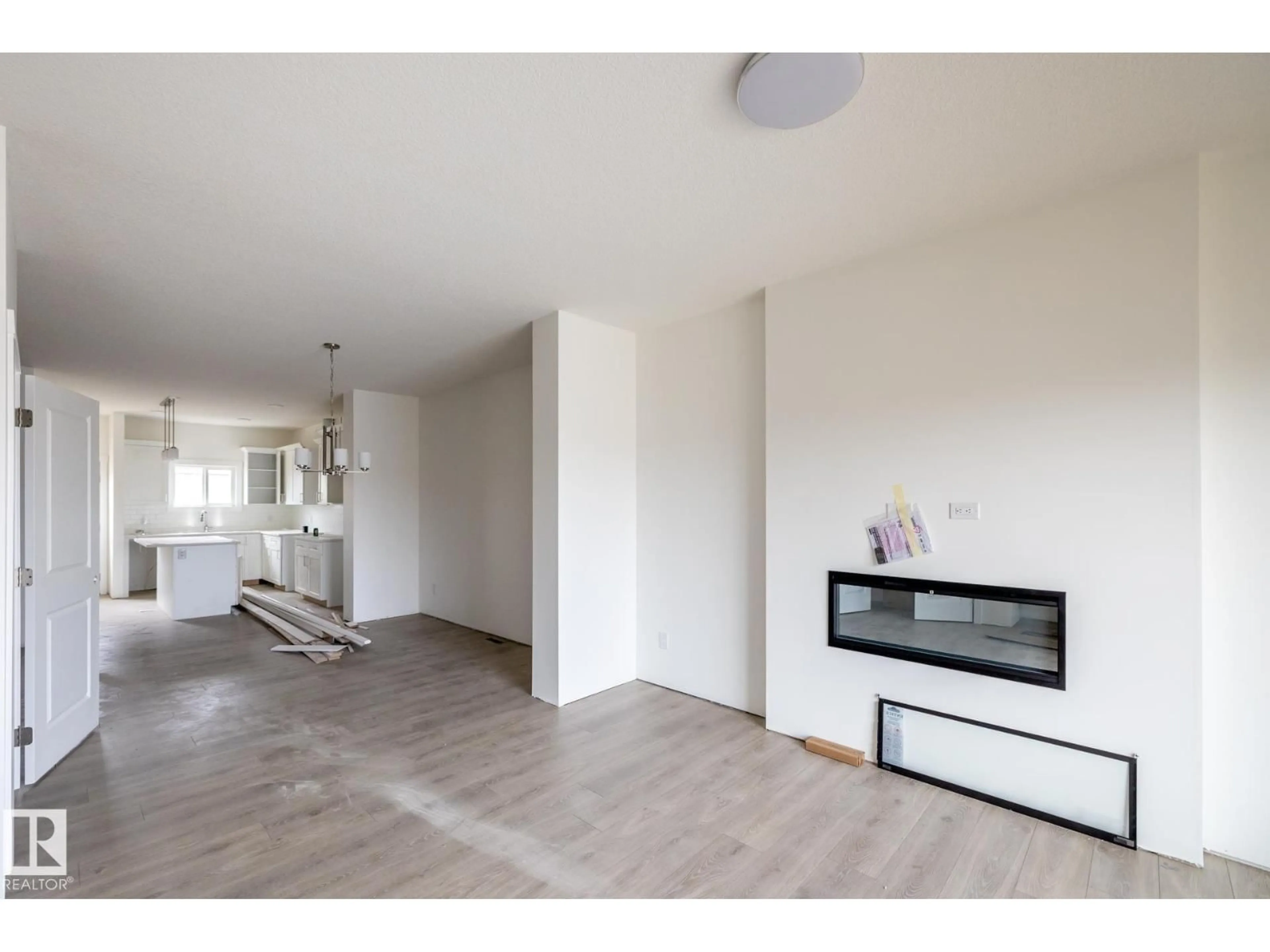 Unknown for NE - 211 157 AV, Edmonton Alberta T5Y6K8