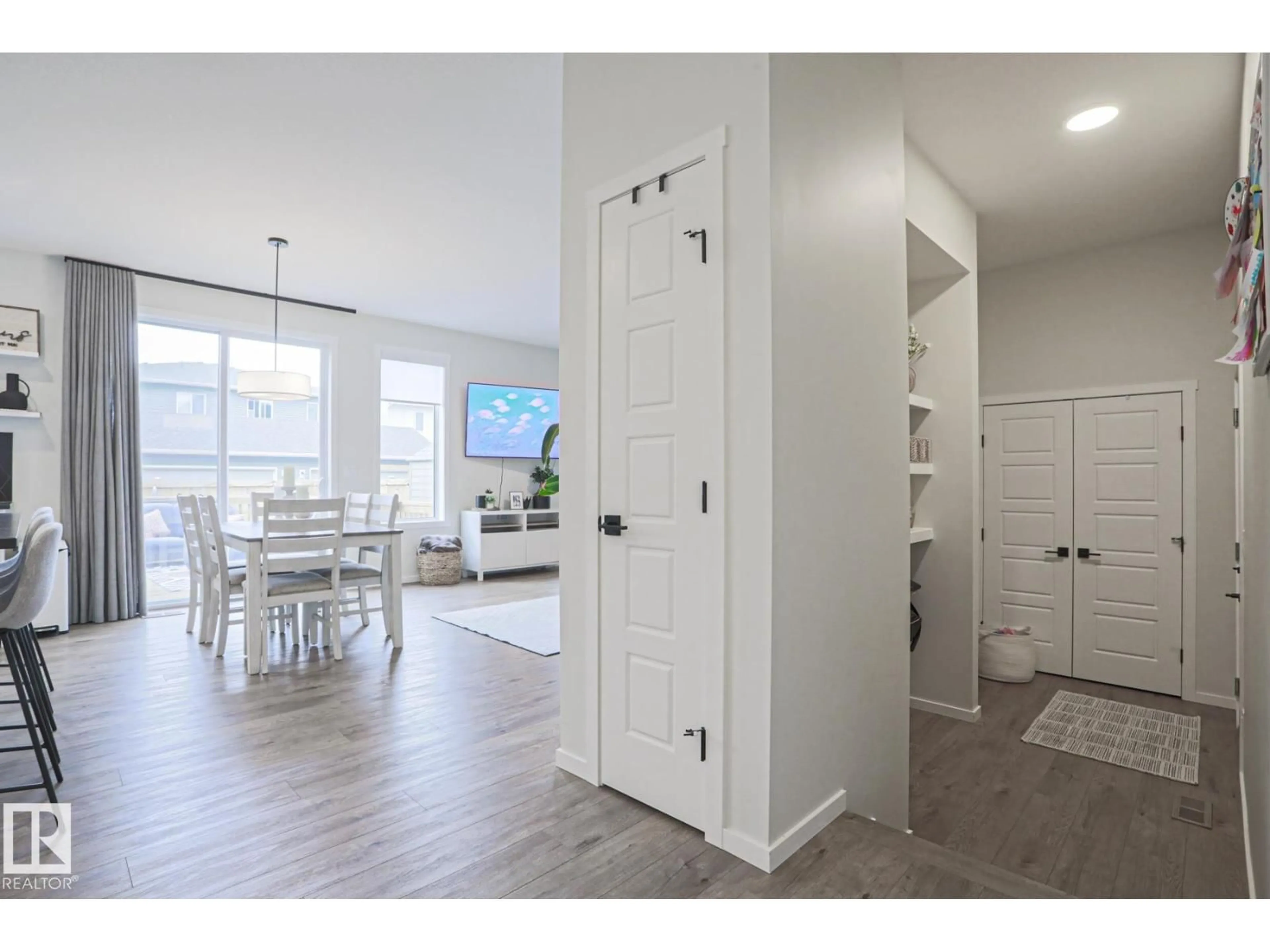 Unknown for 1047 STONESIDE RD, Sherwood Park Alberta T8H3A1