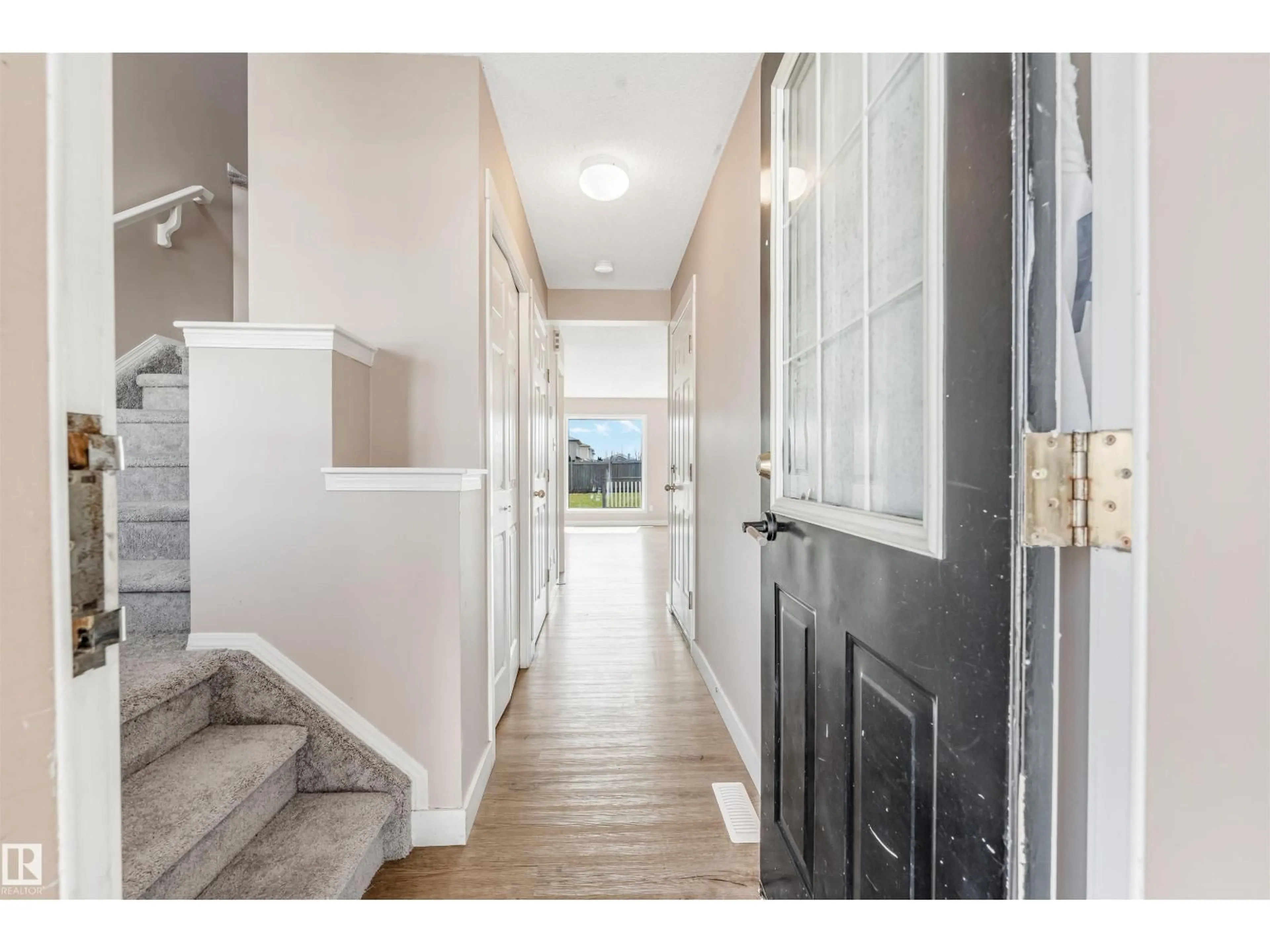 Unknown for NW - 2131 37B AV, Edmonton Alberta T6T1R7