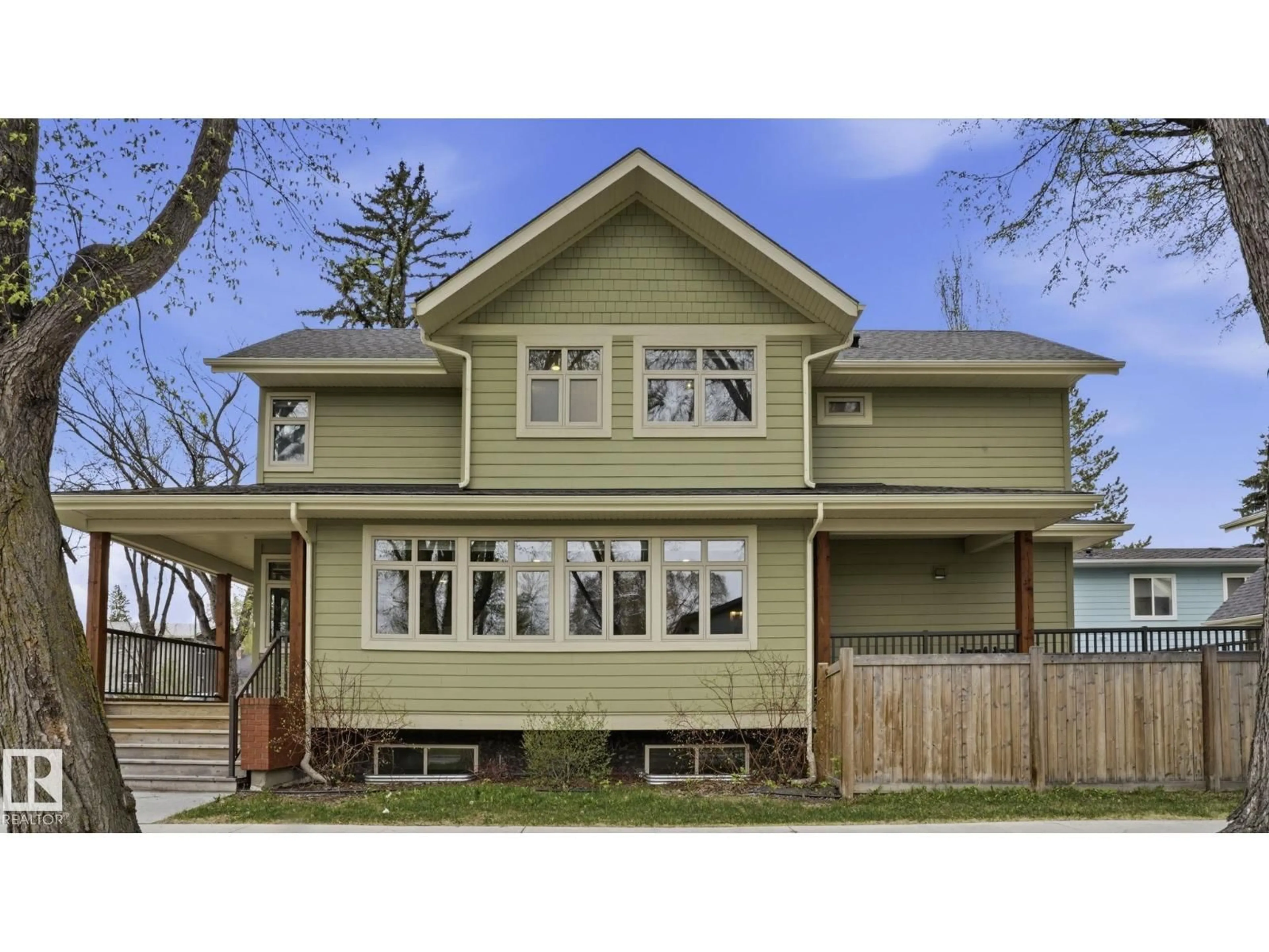 Unknown for 11002 UNIVERSITY AV, Edmonton Alberta T6G1Y3