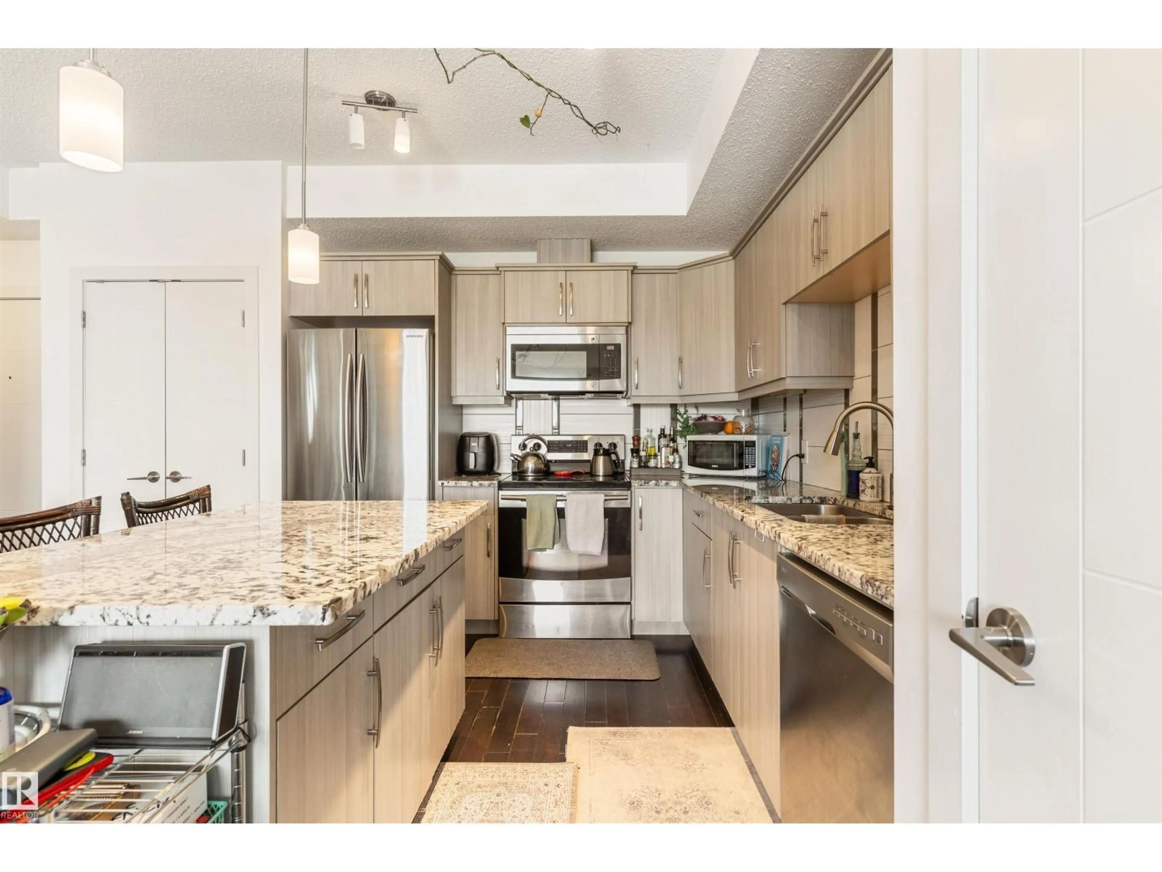 Unknown for 410 - 10523 123 ST, Edmonton Alberta T5N1N9