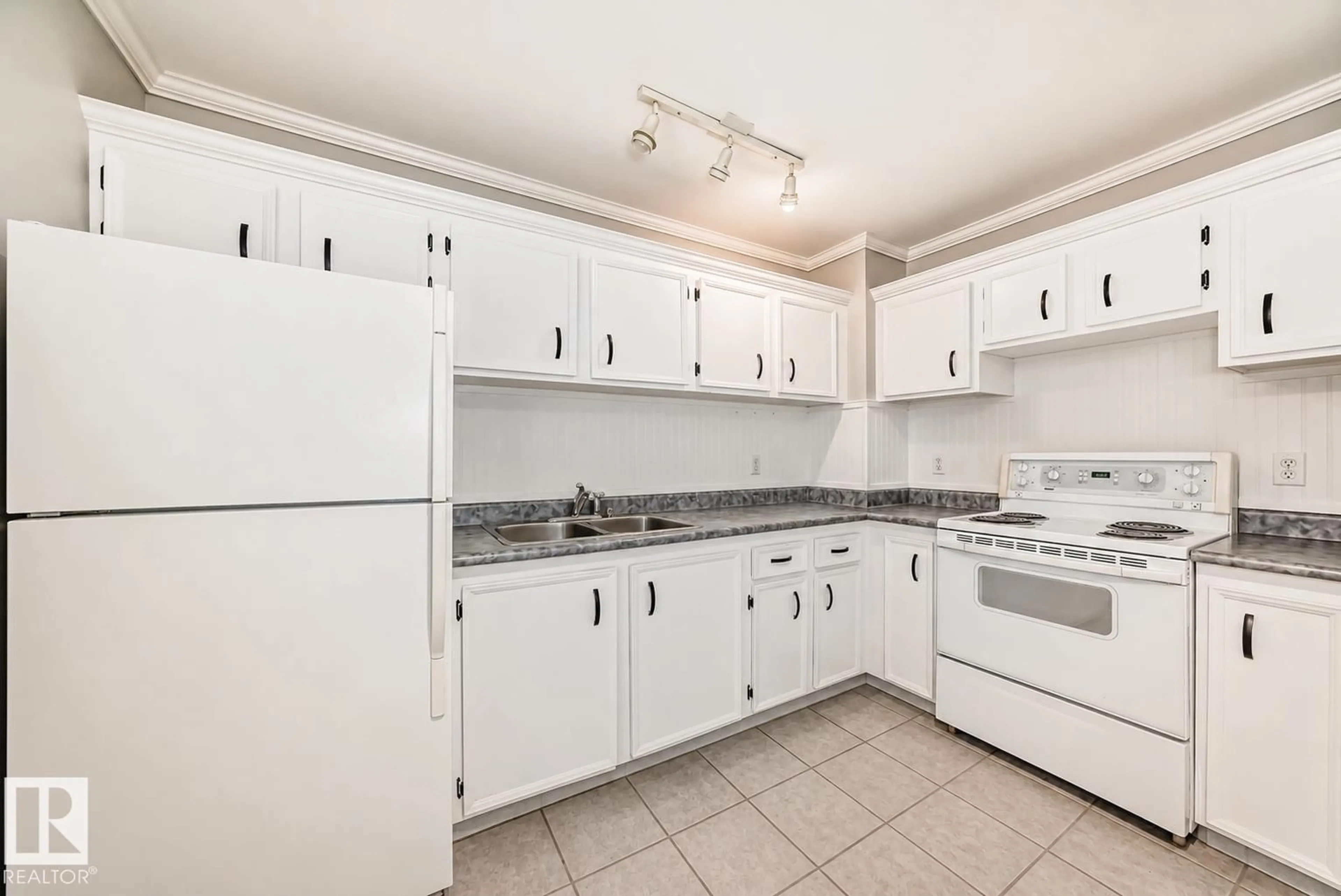 Unknown for #11 - 2024 57 ST, Edmonton Alberta T6L2Z3