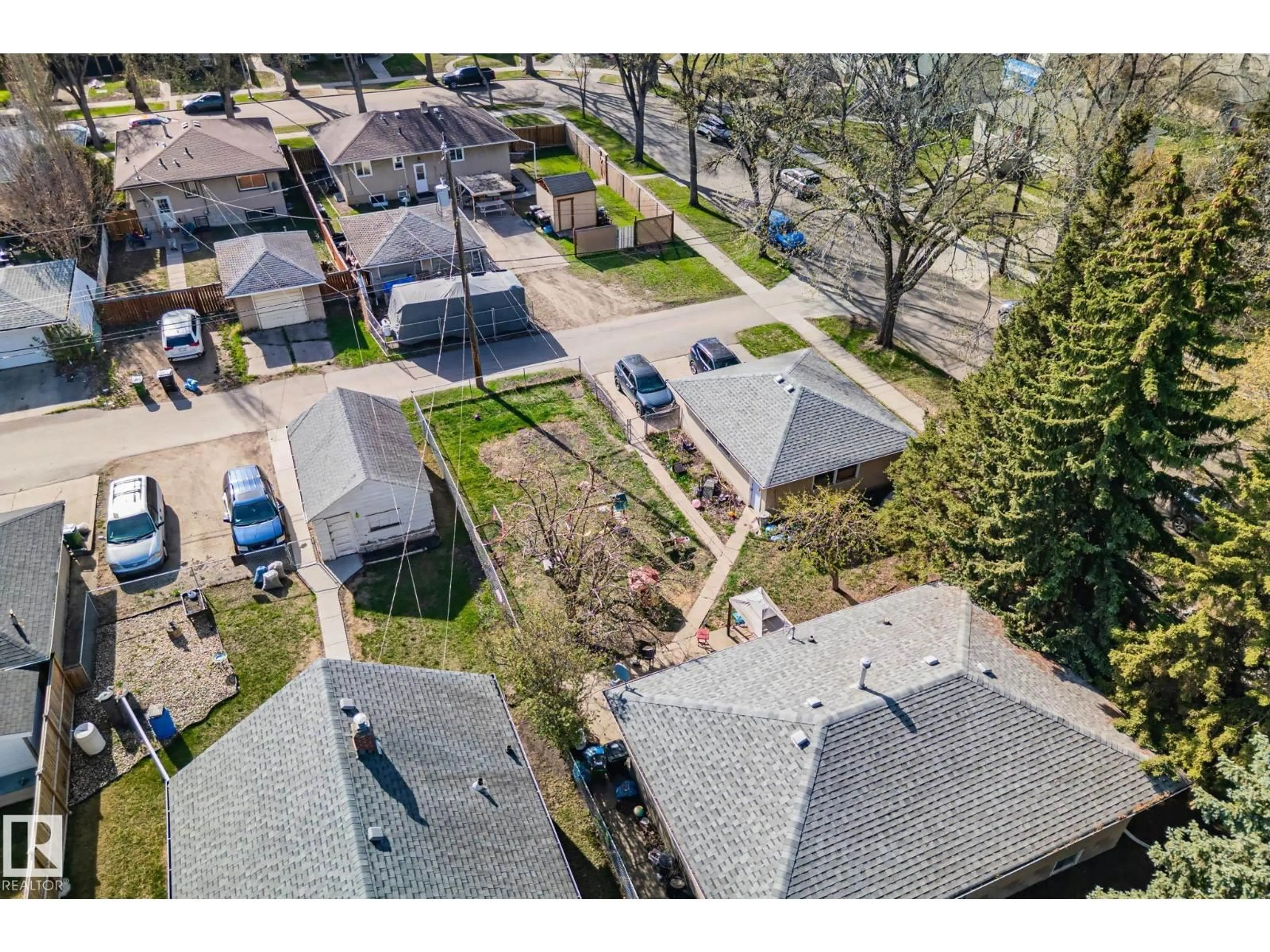 Unknown for NW - 12418 92 ST, Edmonton Alberta T5G1B7