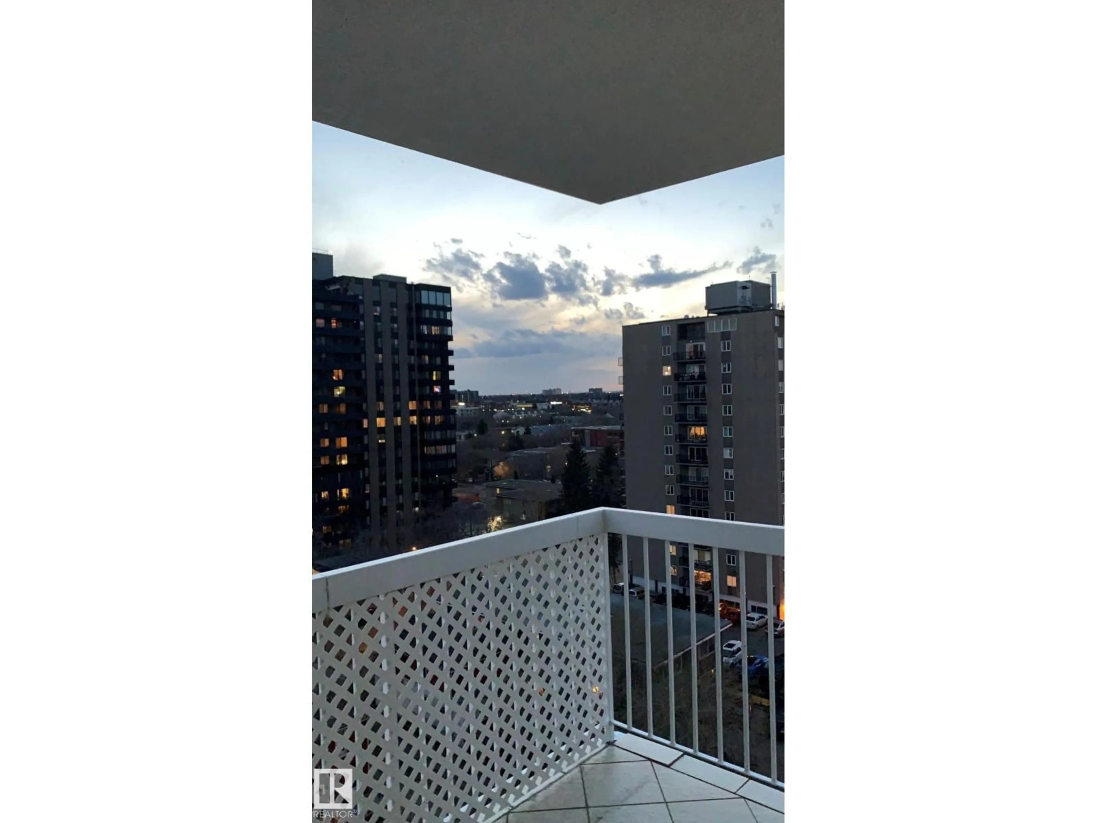 Unknown for 10130 - 1105 114 ST NW, Edmonton Alberta T5K2S6