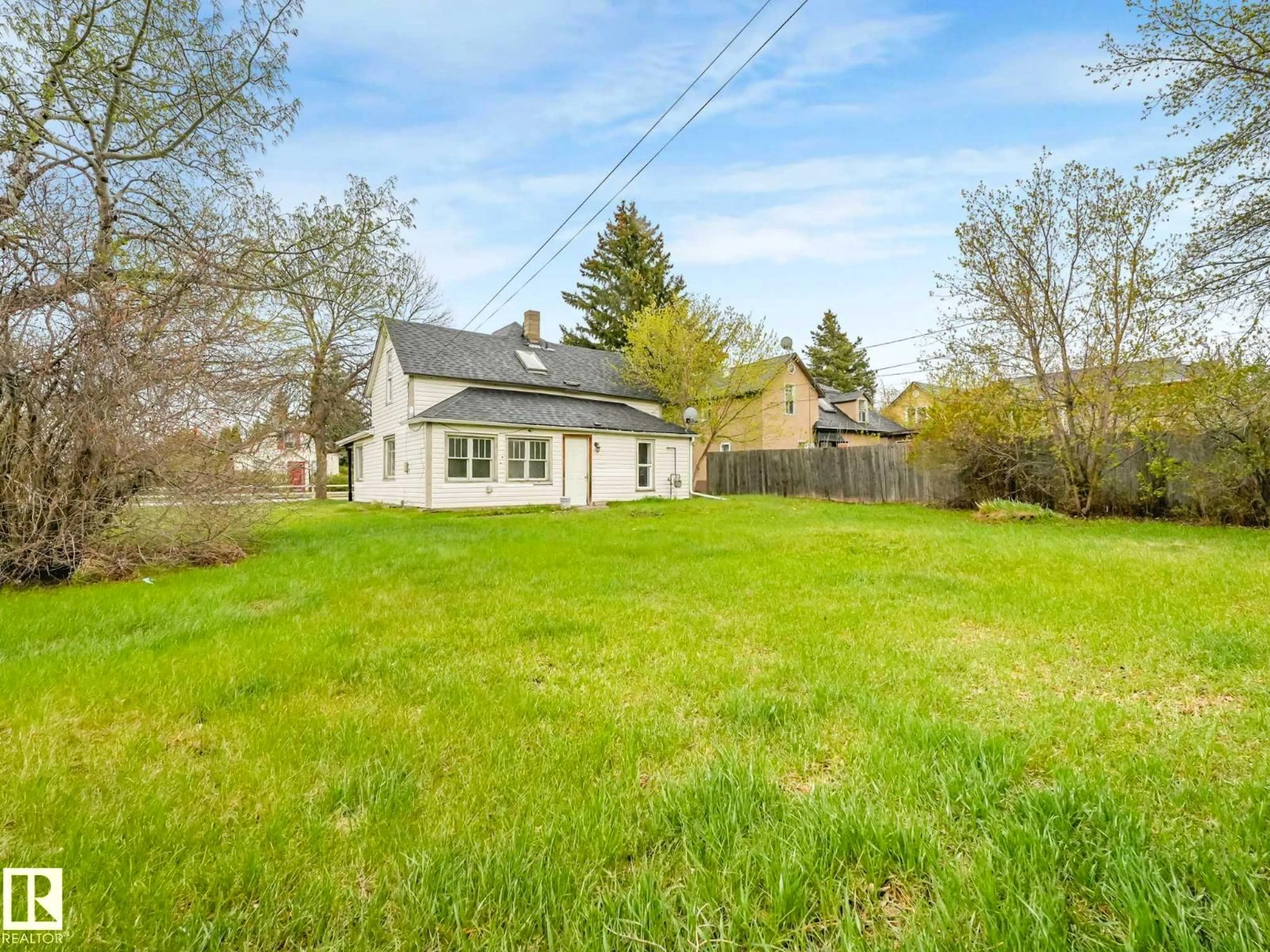 Unknown for 4322 53 ST, Wetaskiwin Alberta T9A1R1