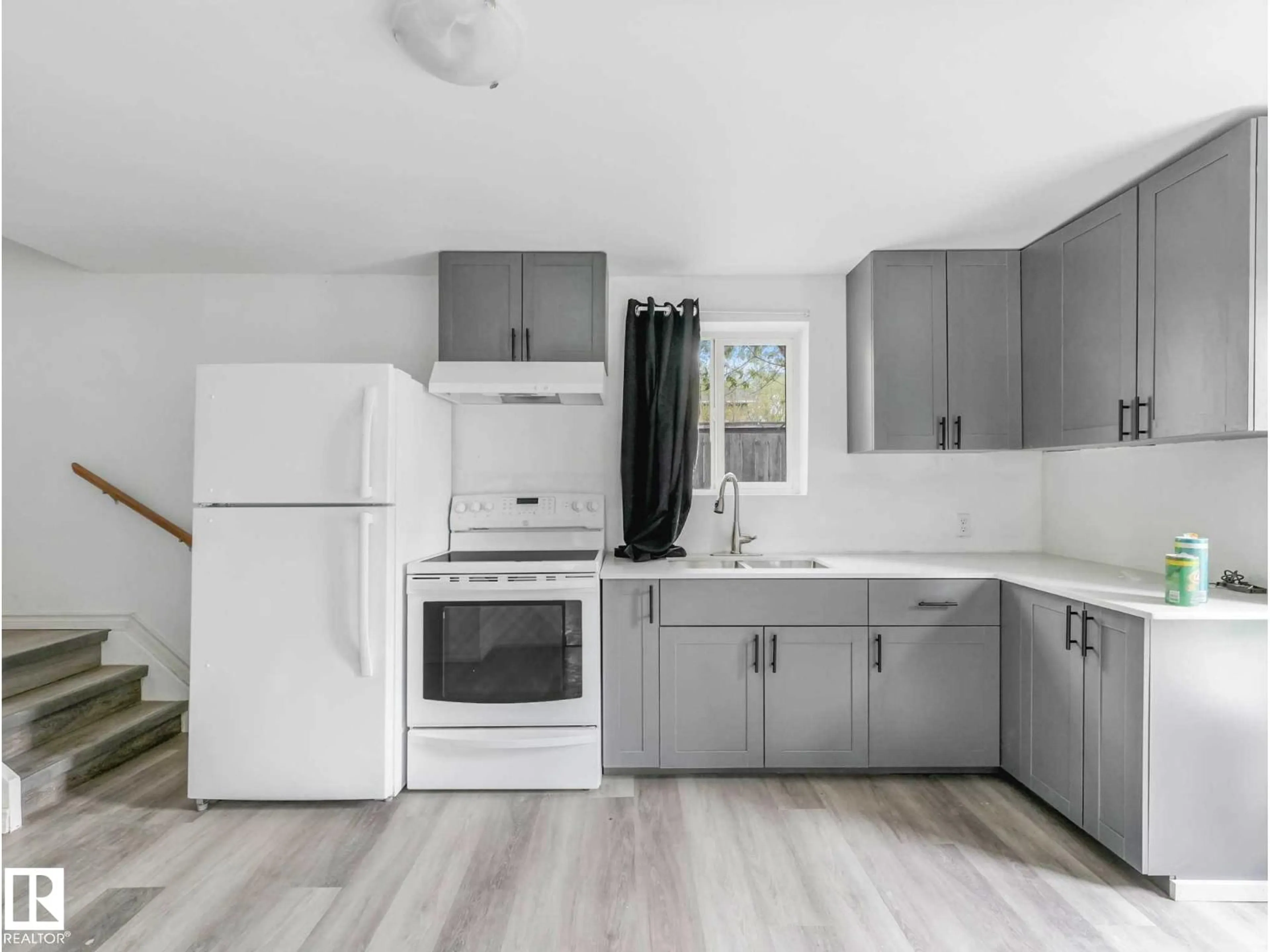 Unknown for 4322 53 ST, Wetaskiwin Alberta T9A1R1