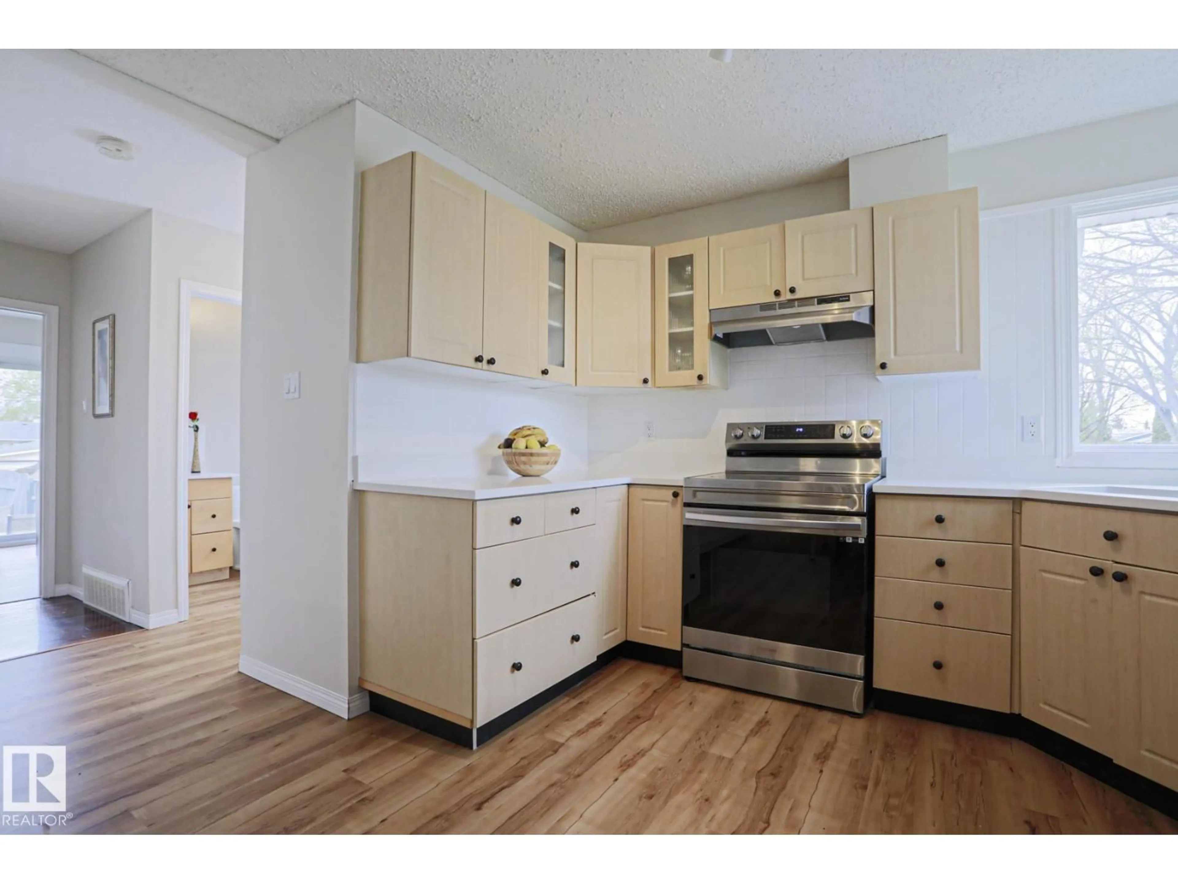 Unknown for NW - 9523 151 ST, Edmonton Alberta T5P1S2