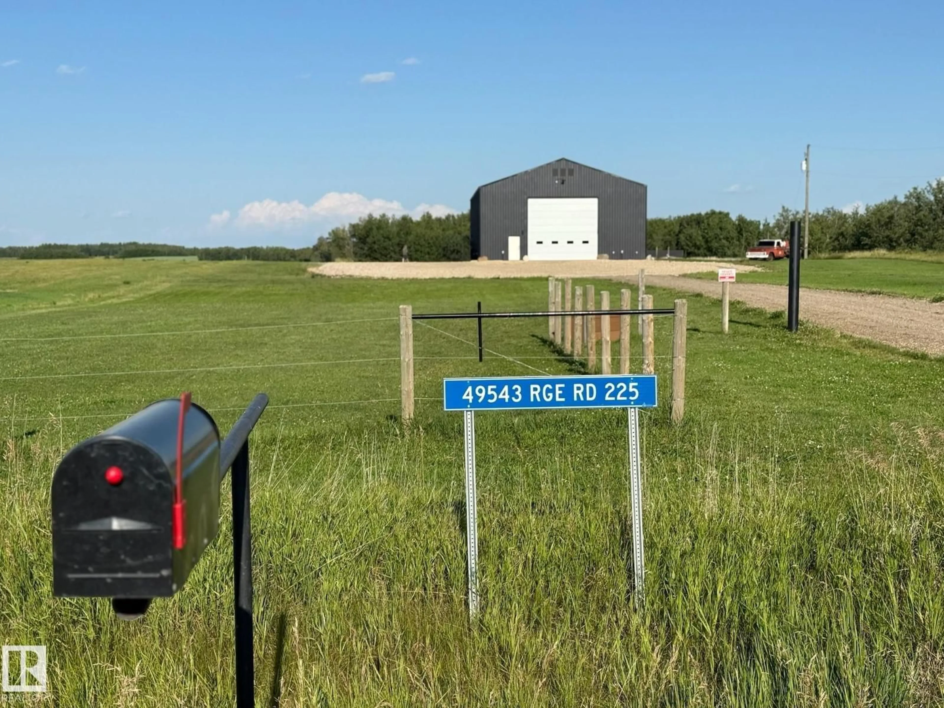 Unknown for 49543 RGE RD 225, Rural Leduc County Alberta T0B3M0