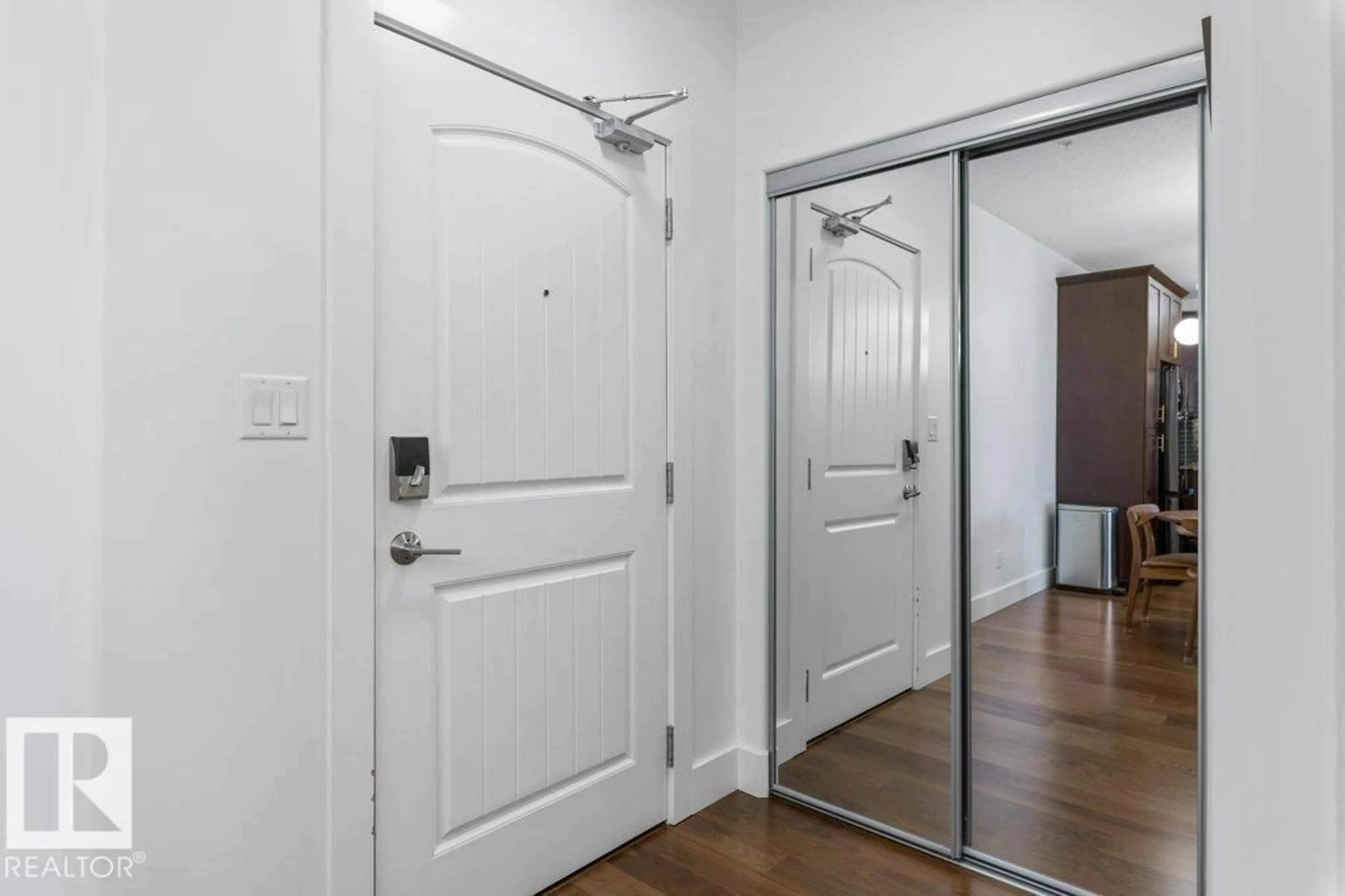 Unknown for 255 6079 MAYNARD WY NW, Edmonton Alberta T6R0S4