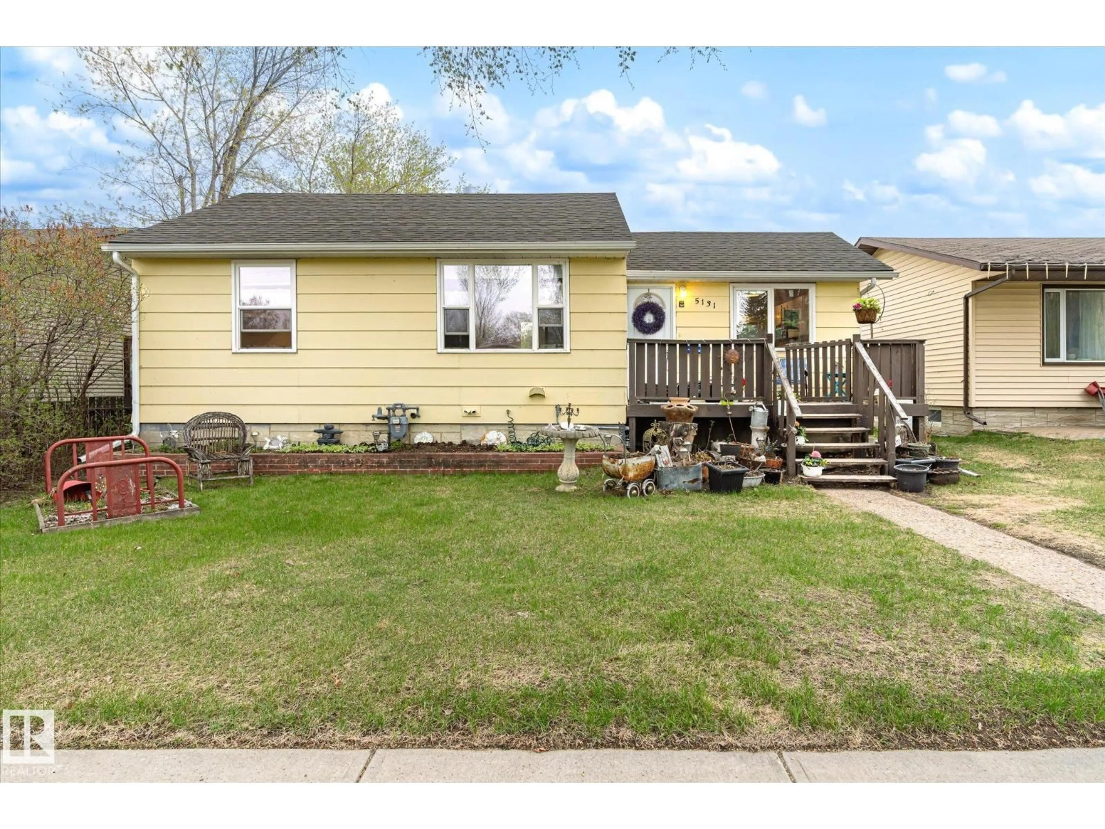 Unknown for 5131 53 ST, Redwater Alberta T0A2W0