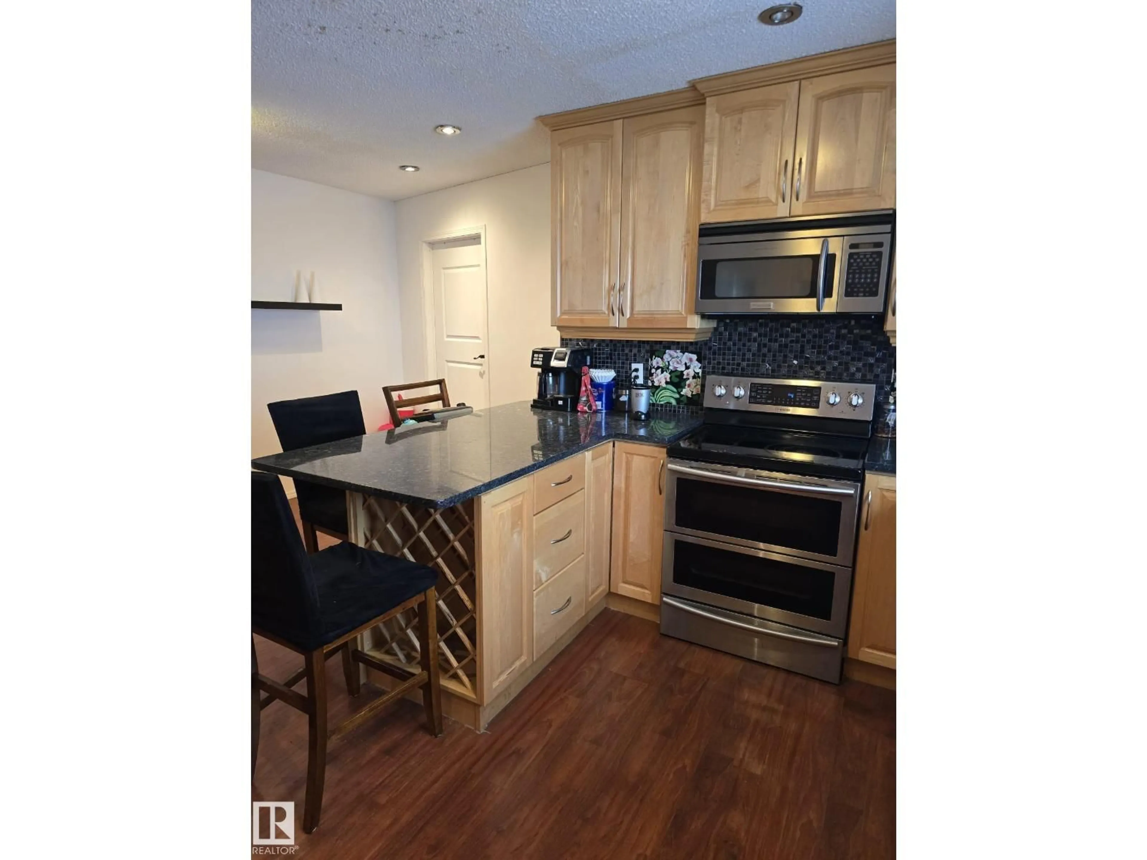 Unknown for NW - 11927 85 ST, Edmonton Alberta T5B3G2