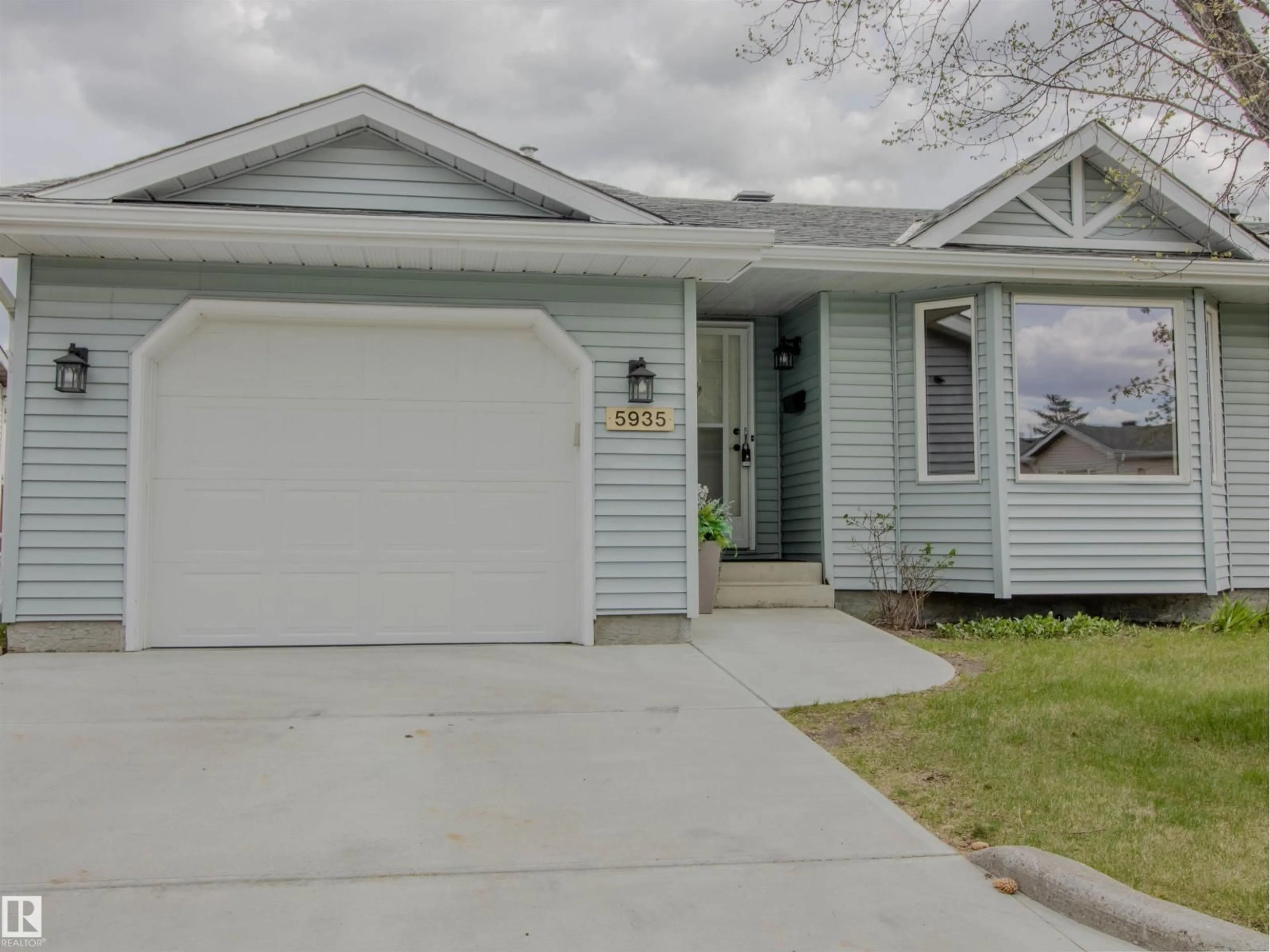 Unknown for 5935 189 ST, Edmonton Alberta T6M2J2
