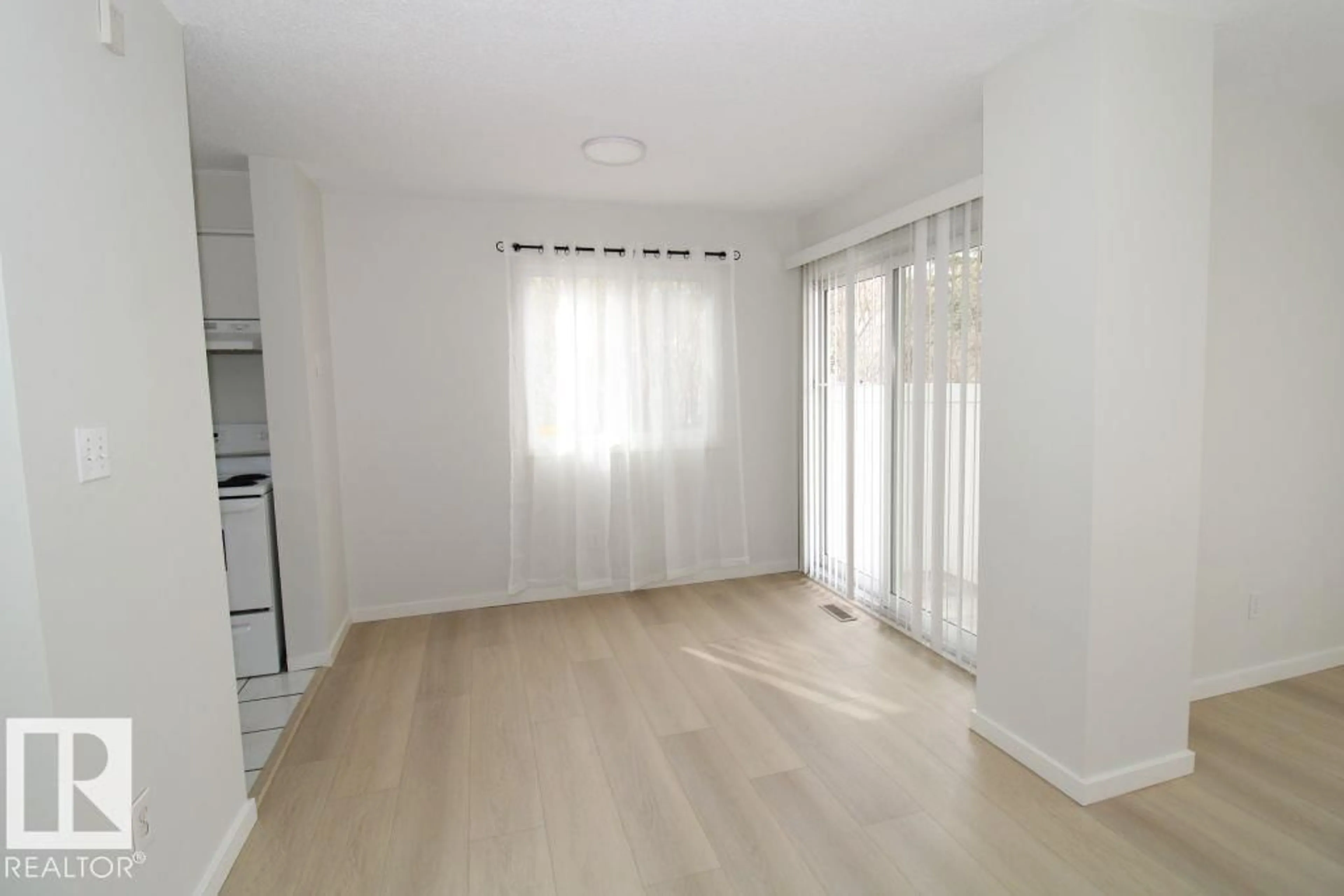 A pic of a room for 109 - 109 BROOKWOOD DR, Spruce Grove Alberta T7X1A4