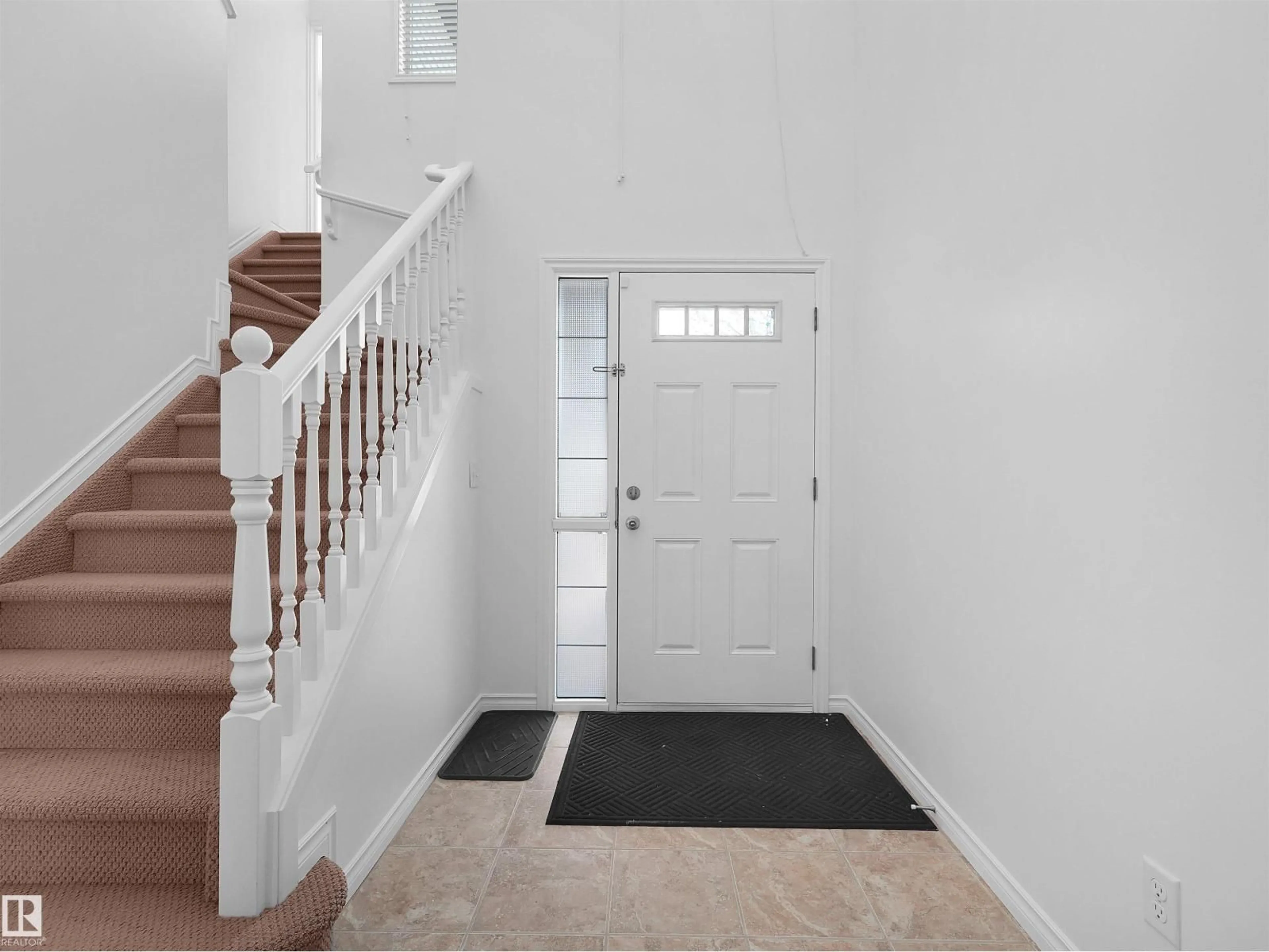 Indoor entryway for 2017 32A ST, Edmonton Alberta T6T0L6