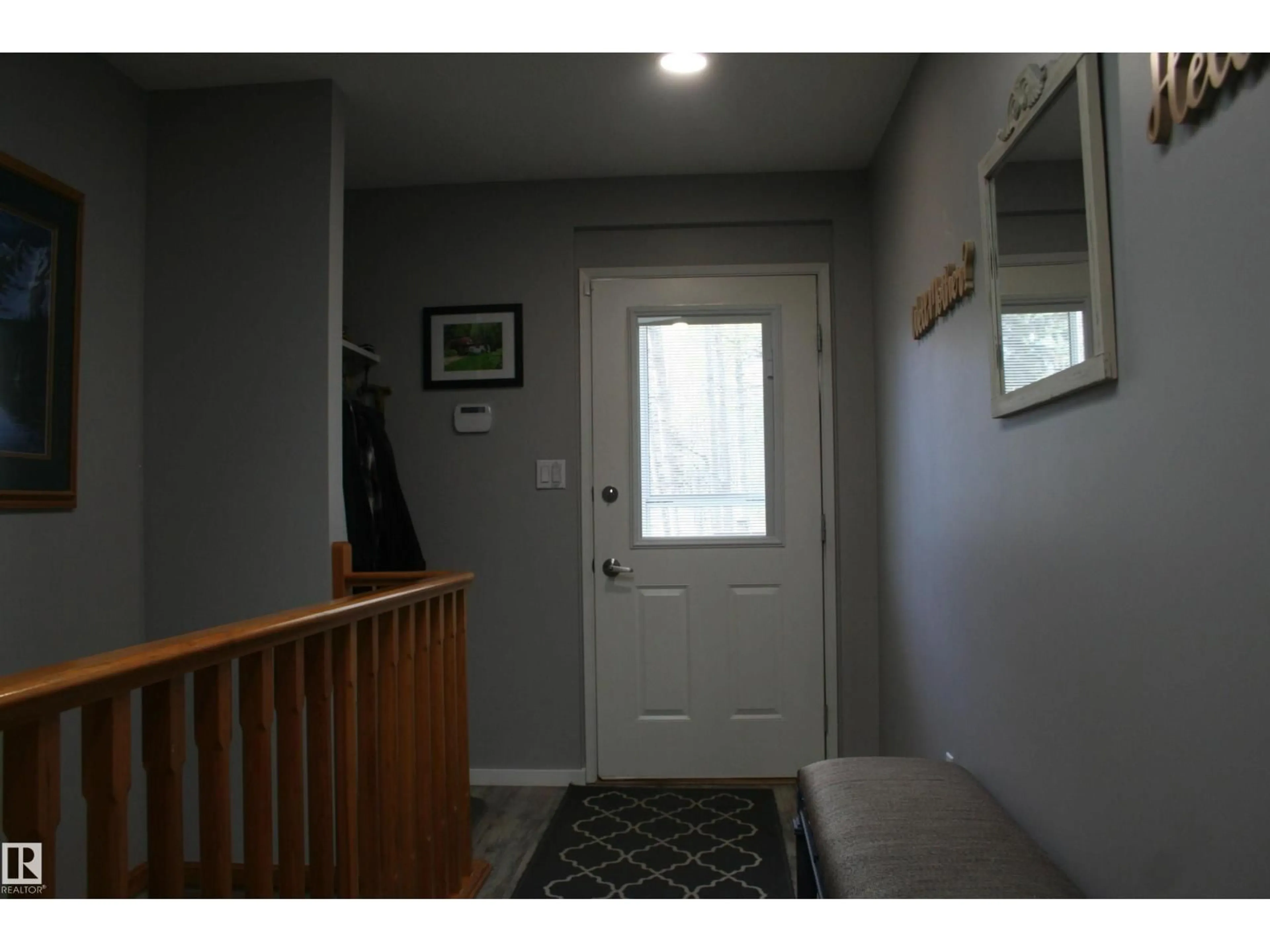 Indoor entryway for 26 - 464049 RGE ROAD 14, Rural Wetaskiwin County Alberta T0C2V0