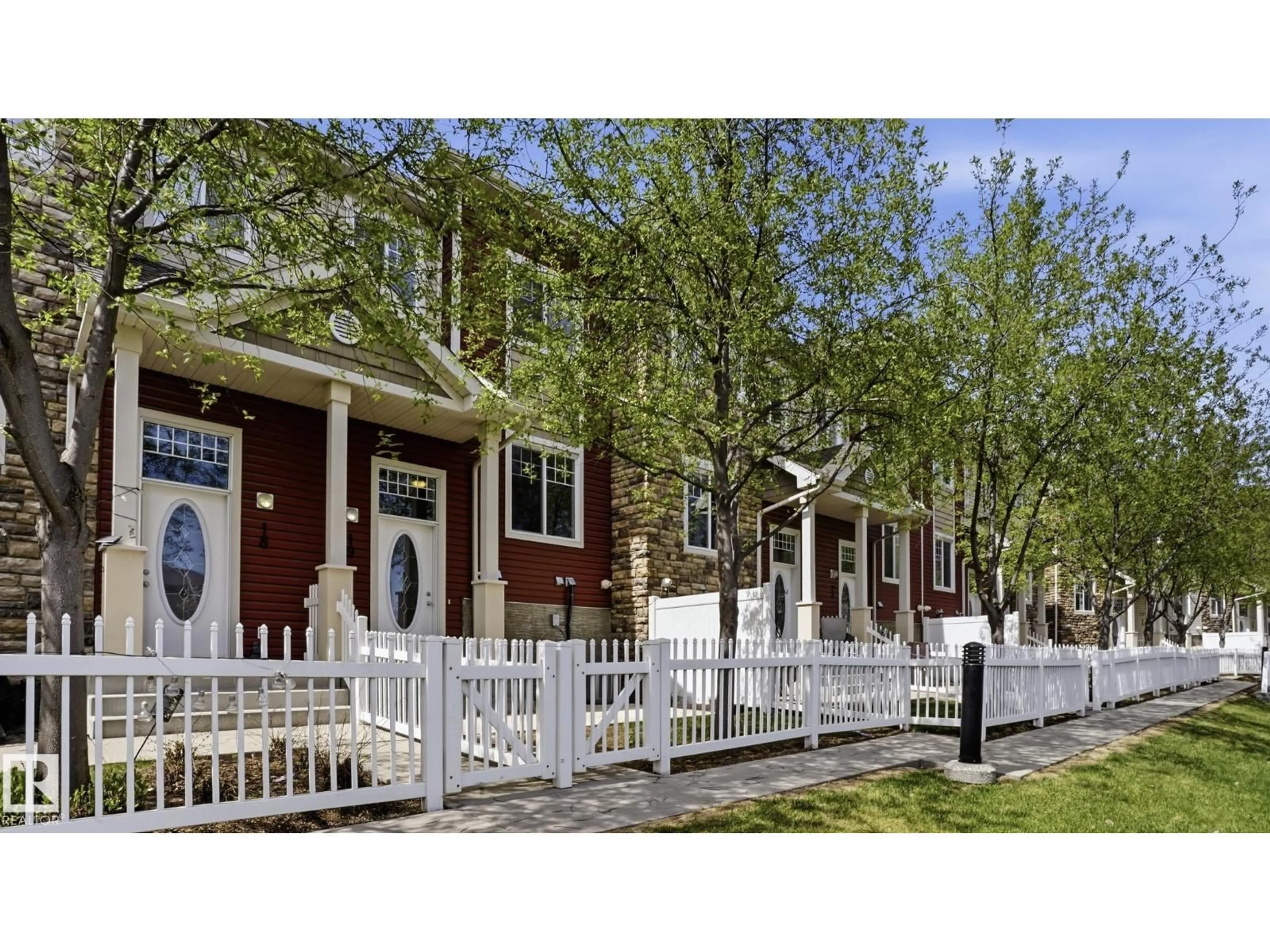 Home with vinyl exterior material, street for 460 - 19 HEMINGWAY RD, Edmonton Alberta T6M0M5