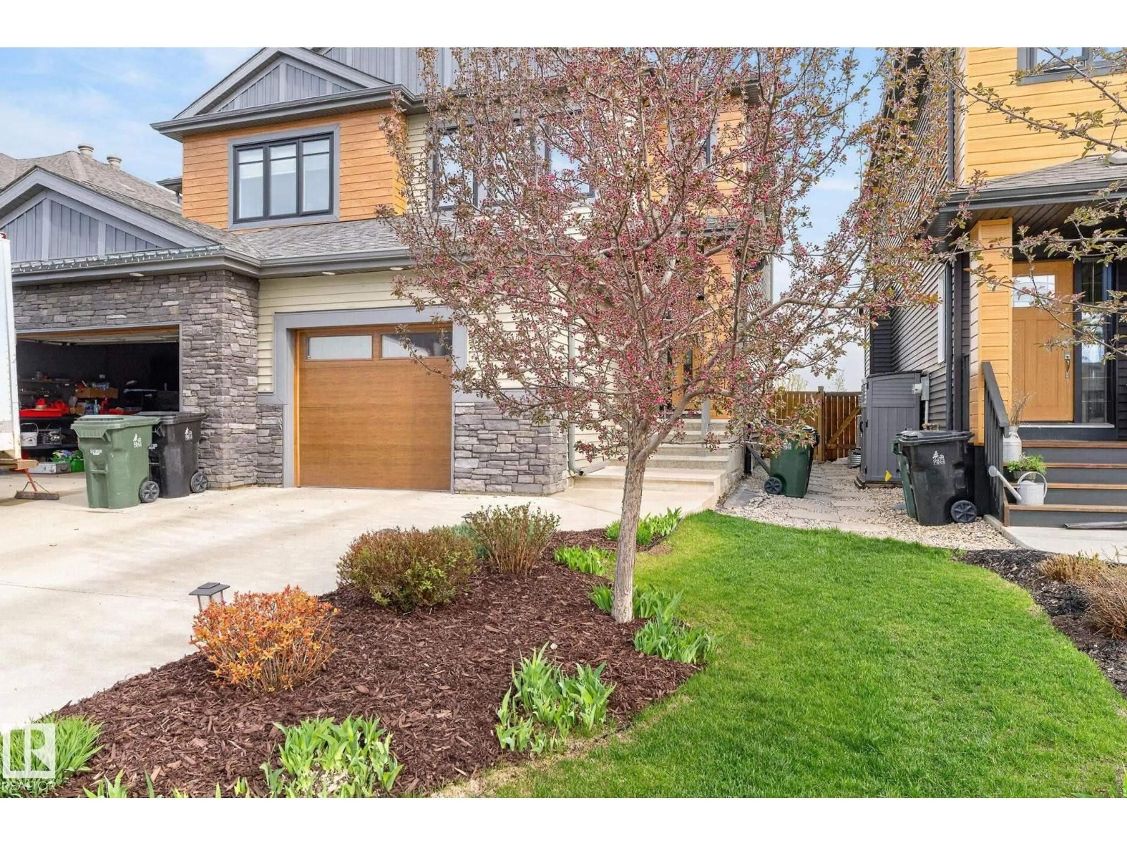 Home with brick exterior material, street for 94 TRIBUTE CM, Spruce Grove Alberta T7X0W6