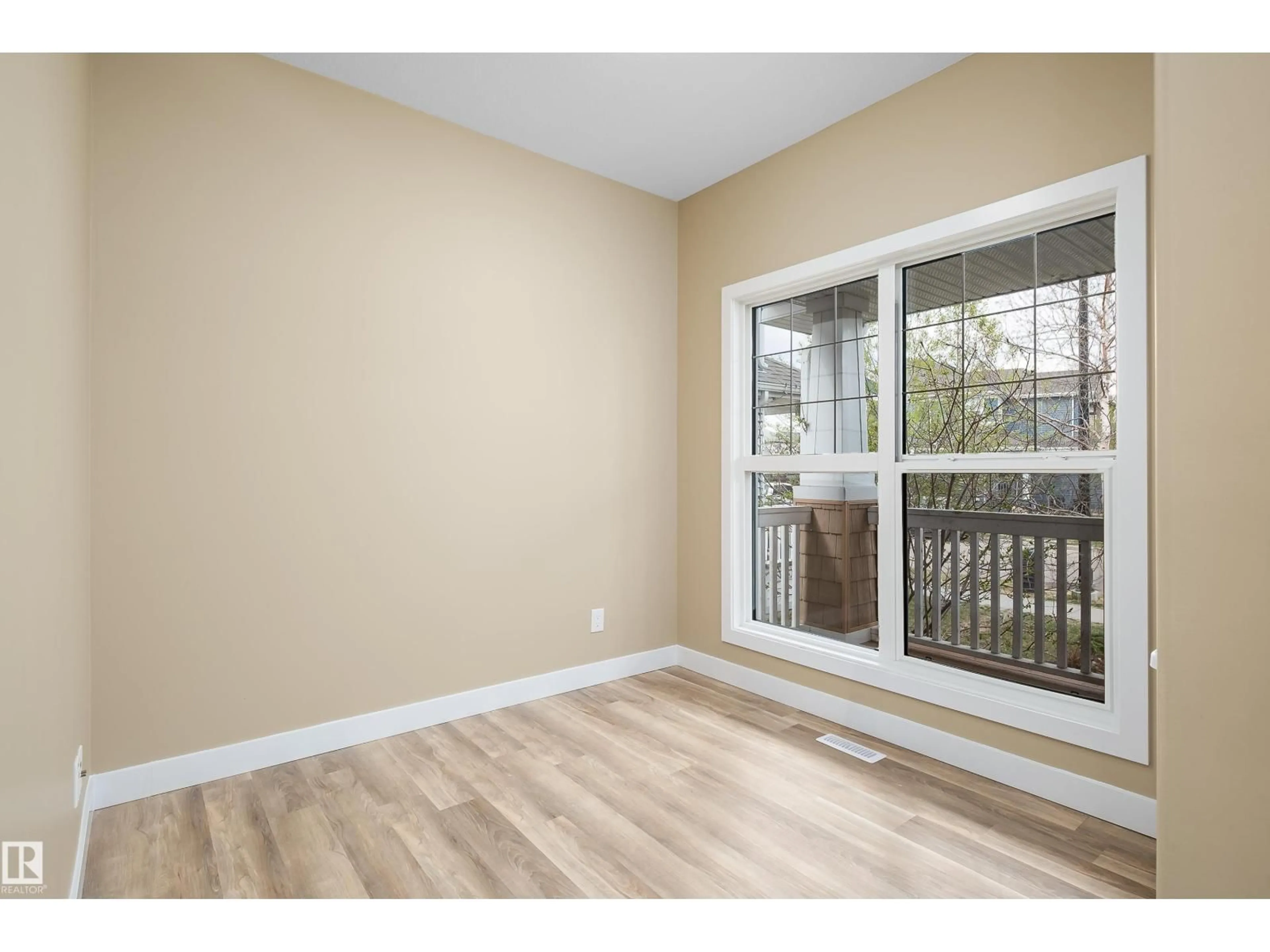 A pic of a room for 3420 CUTLER CR, Edmonton Alberta T6W2B3