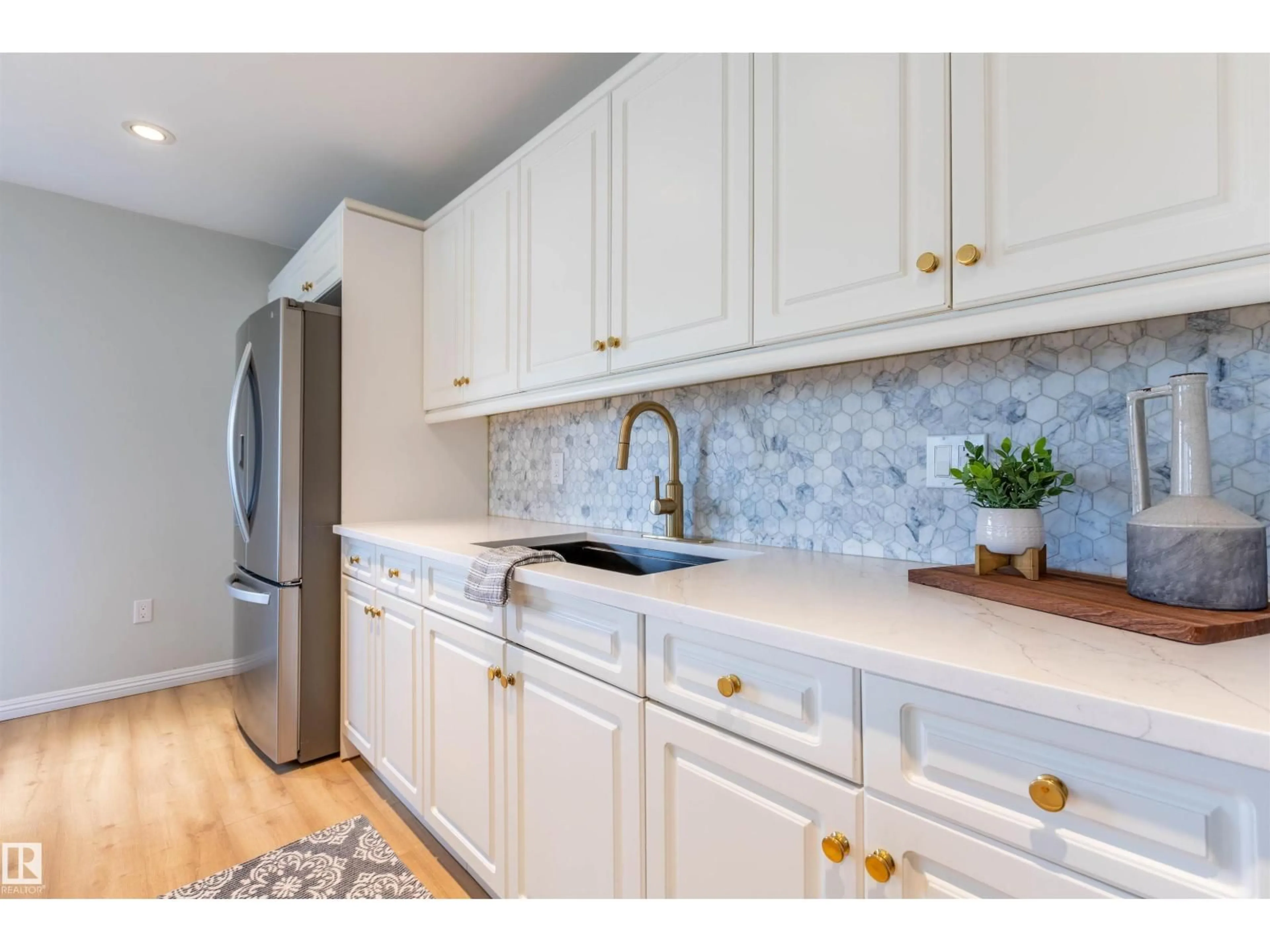 Unknown for #303 - 20 GRANGE DR, St. Albert Alberta T8N6J1
