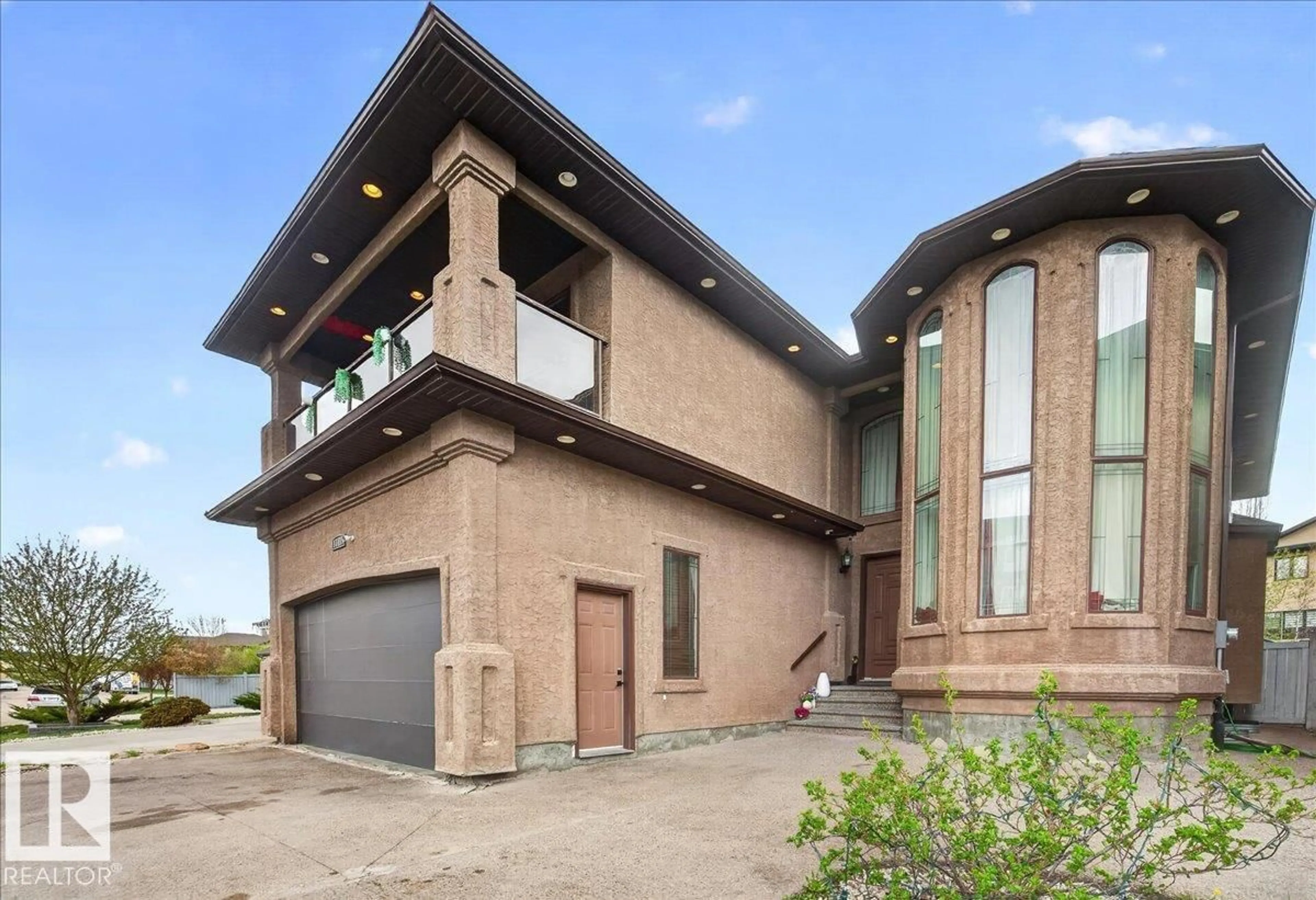 Home with brick exterior material, unknown for 17419 110 ST, Edmonton Alberta T5X0B7