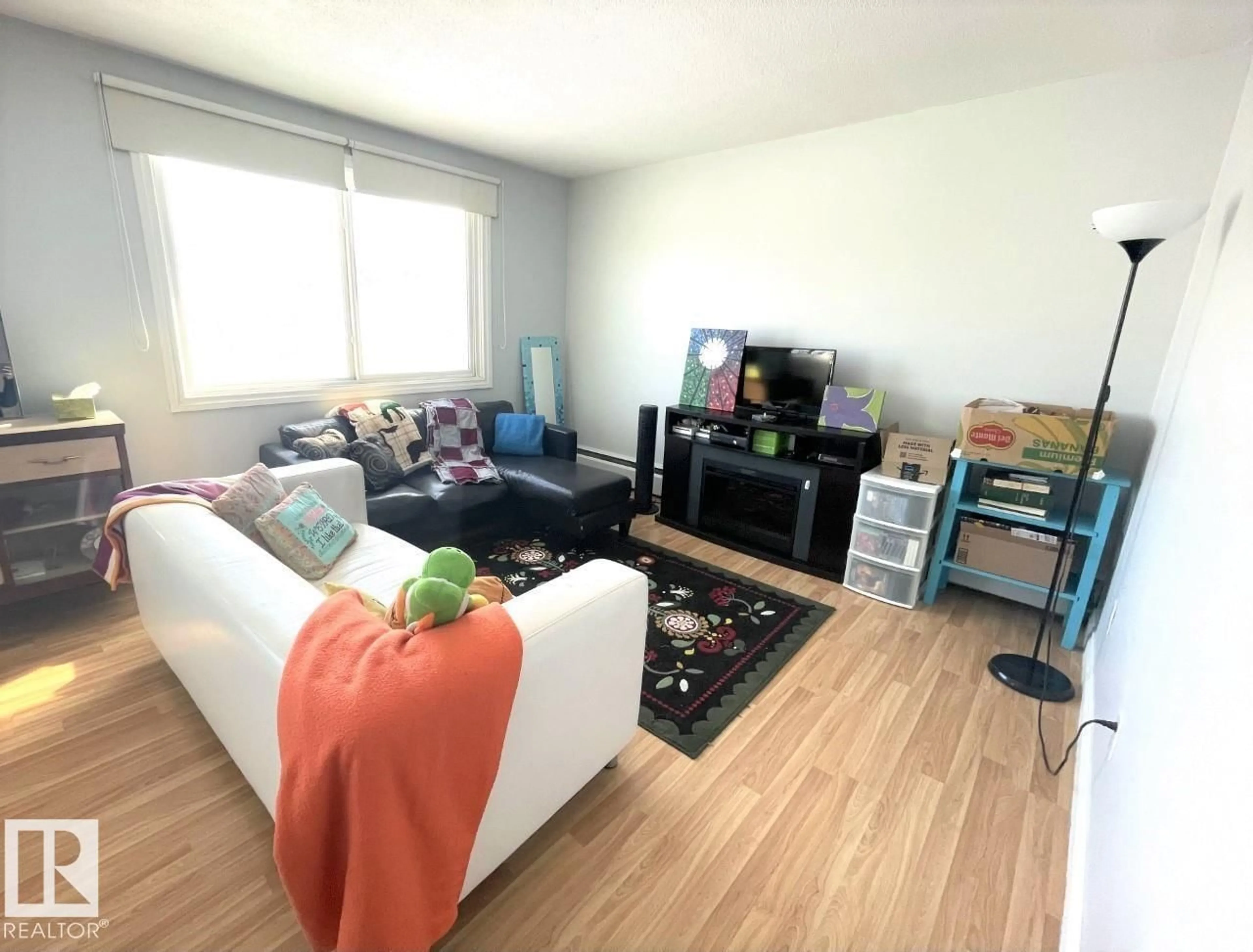 A pic of a room for 303 - 12223 82 ST, Edmonton Alberta T5B2W9