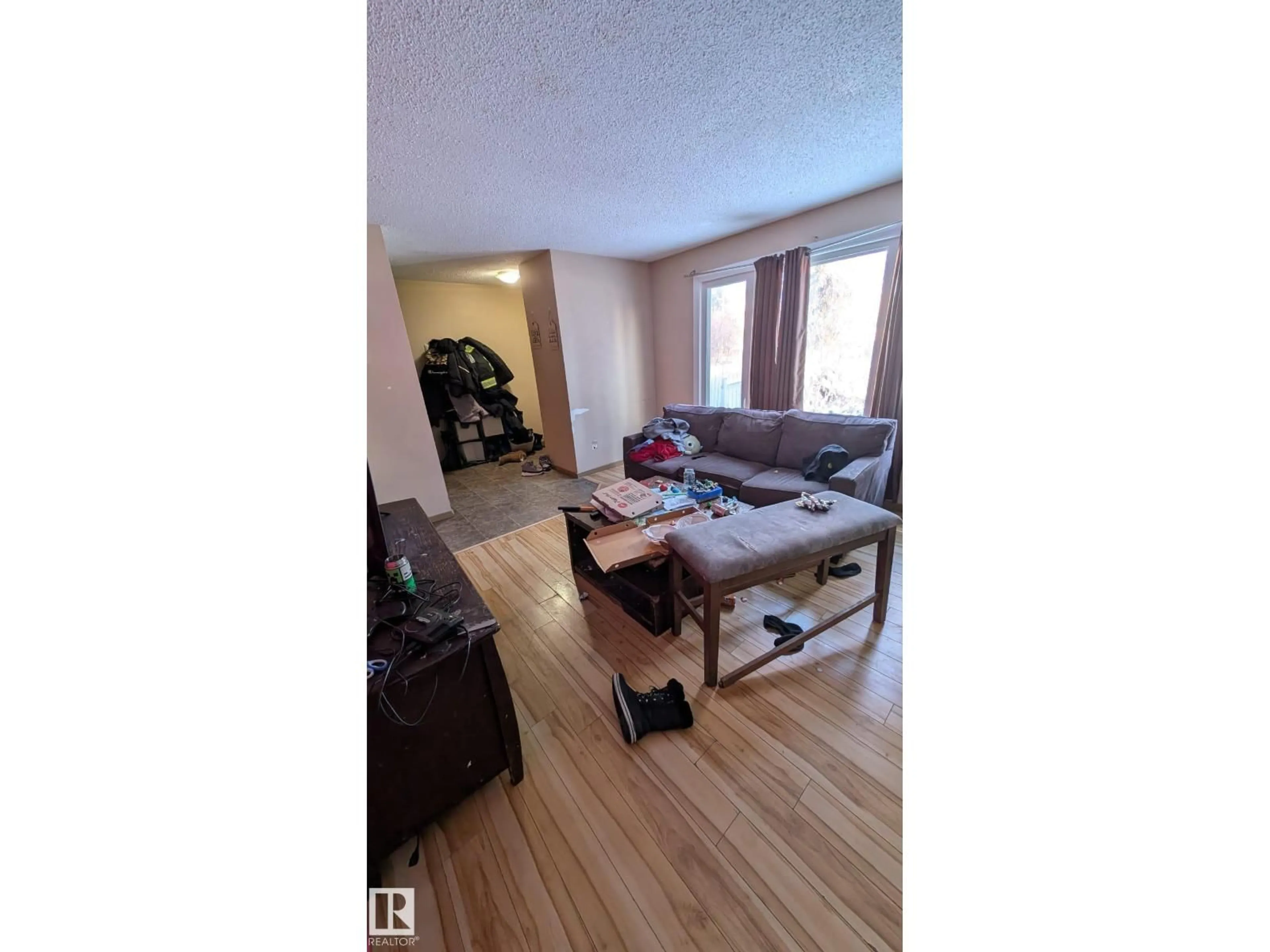 A pic of a room for 4 AMBERLY CT, Edmonton Alberta T5A2H9